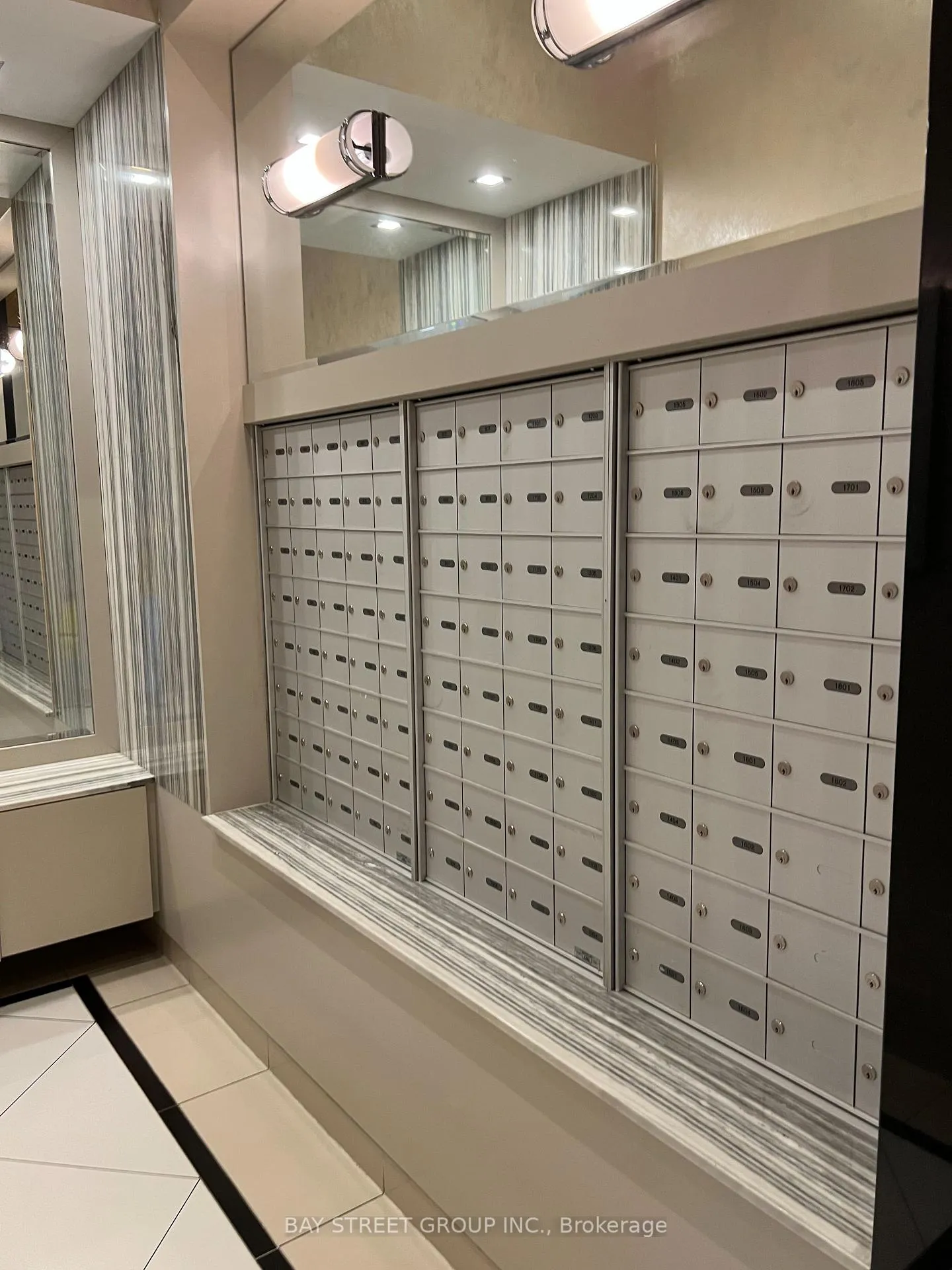 Photo 6 of Unit 708, 1486 Bathurst Street, Toronto, Humewood-Cedarvale — HOMEH