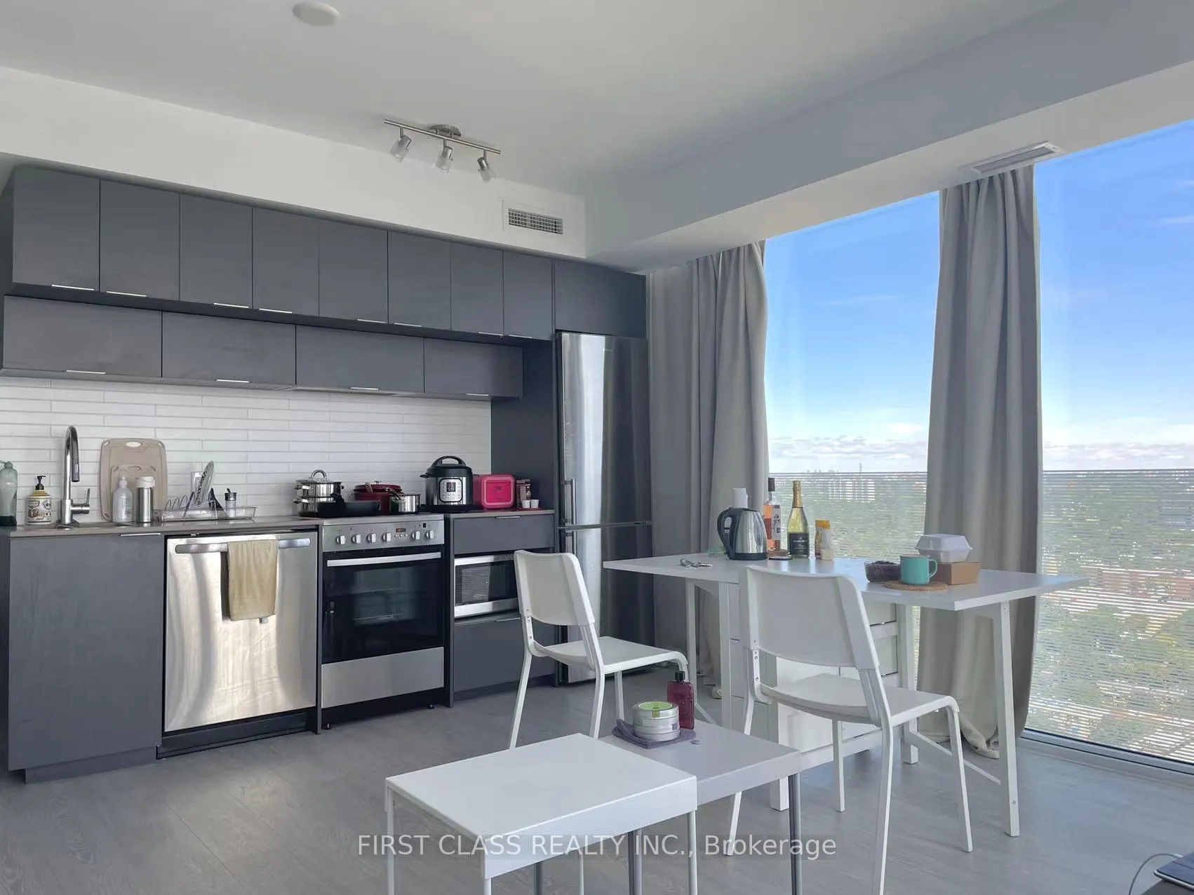 Photo 2 of Unit 3805, 181 Dundas Street E, Toronto, Church-Yonge Corridor — HOMEH