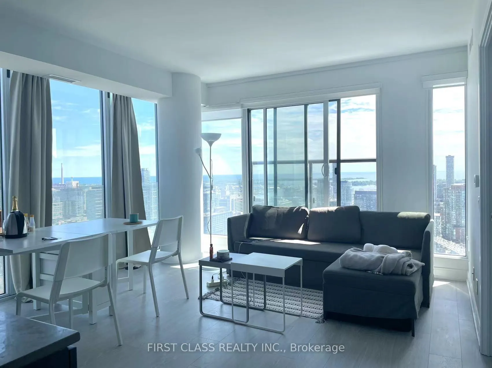 Photo 3 of Unit 3805, 181 Dundas Street E, Toronto, Church-Yonge Corridor — HOMEH