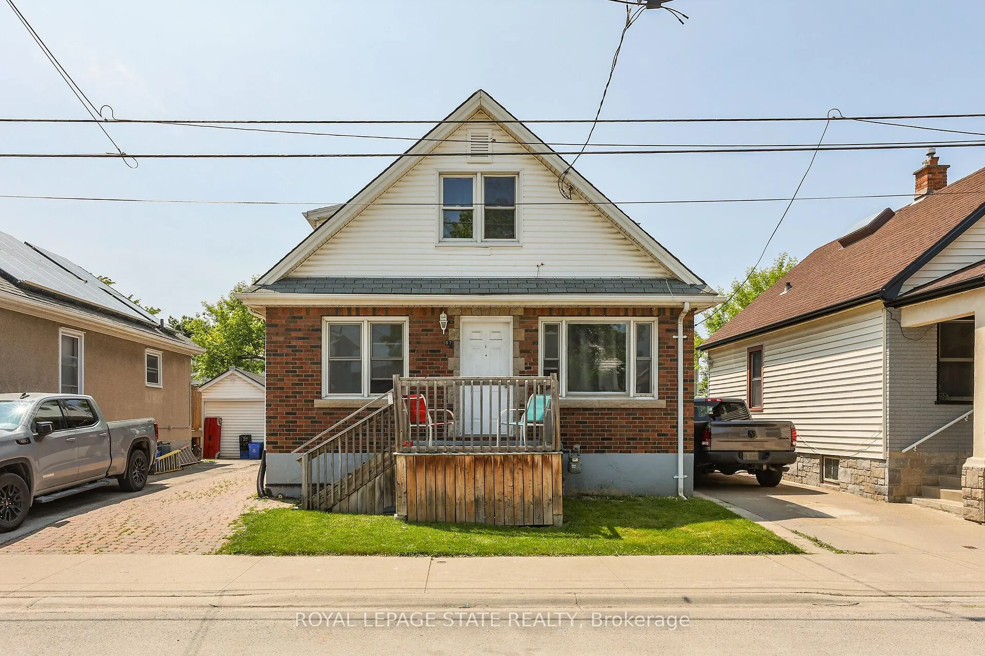 Photo 3 of 67 St. George Street, St. Catharines, Facer — HOMEH