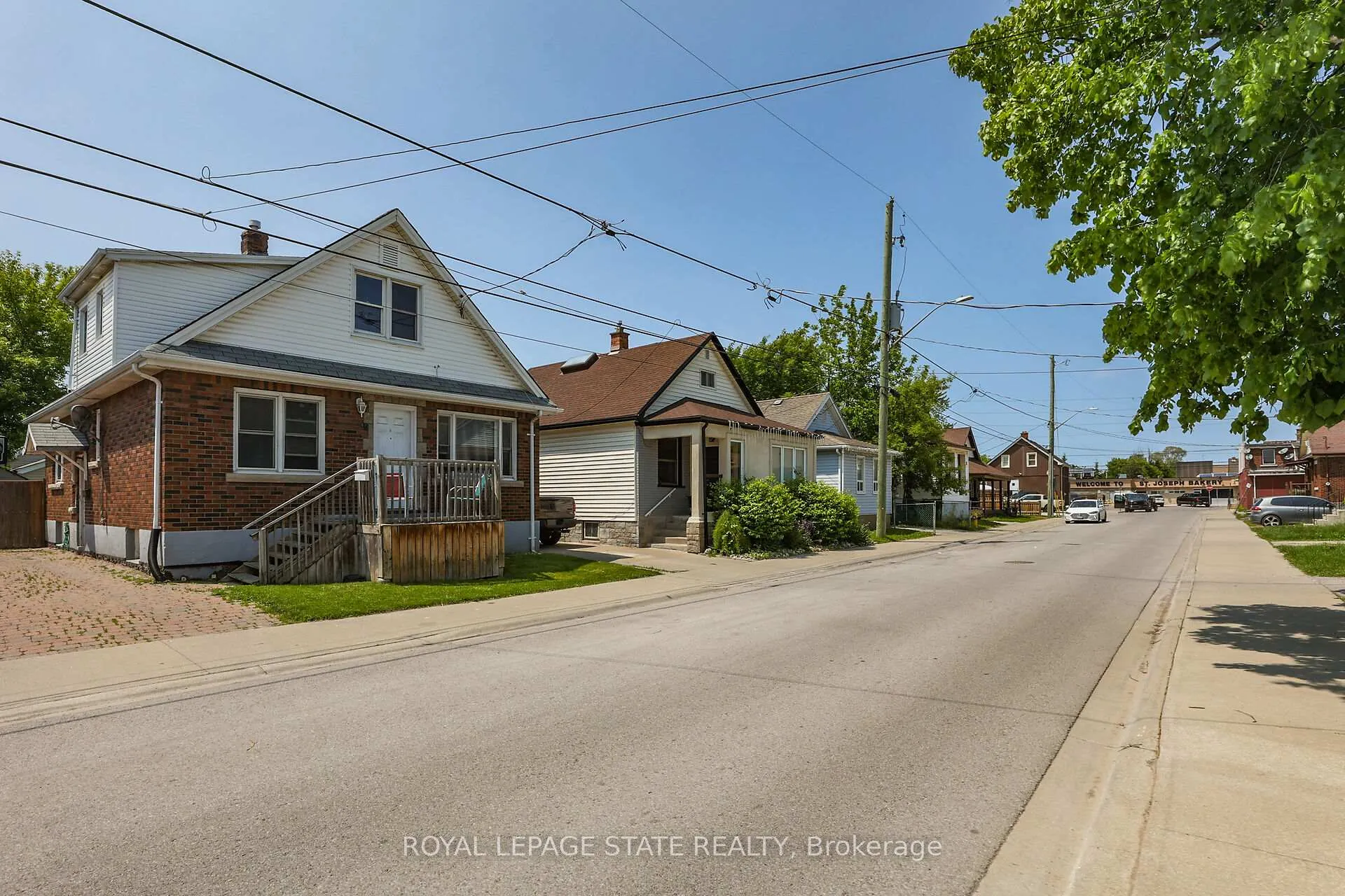 Photo 4 of 67 St. George Street, St. Catharines, Facer — HOMEH