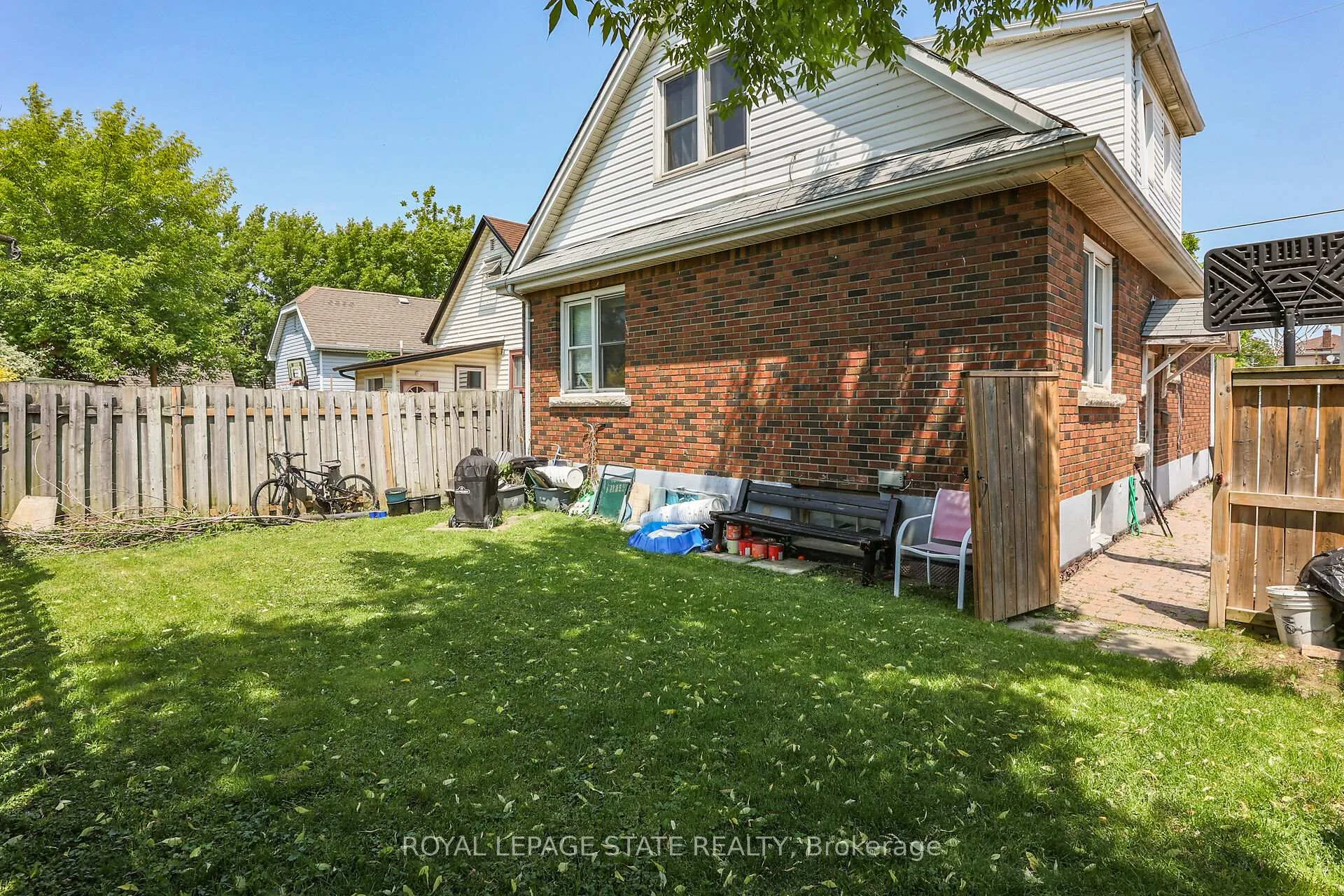 Photo 29 of 67 St. George Street, St. Catharines, Facer — HOMEH