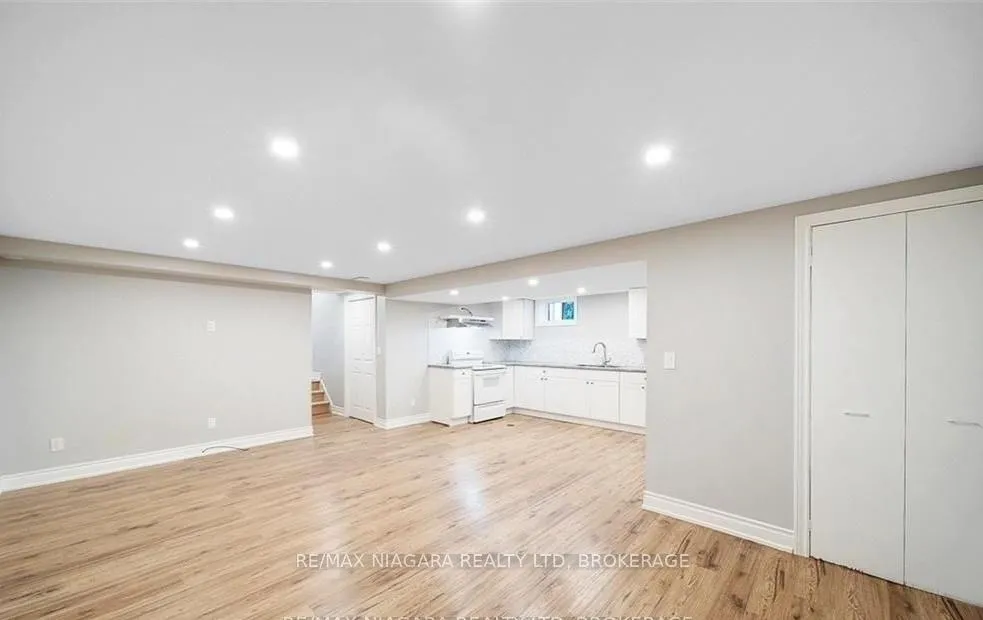Photo 7 of Unit LOWER Unit, 4102 Brookdale Drive, Niagara Falls, Ascot — HOMEH