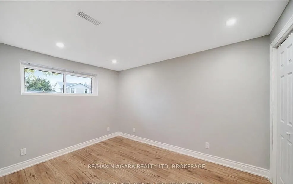 Photo 9 of Unit LOWER Unit, 4102 Brookdale Drive, Niagara Falls, Ascot — HOMEH