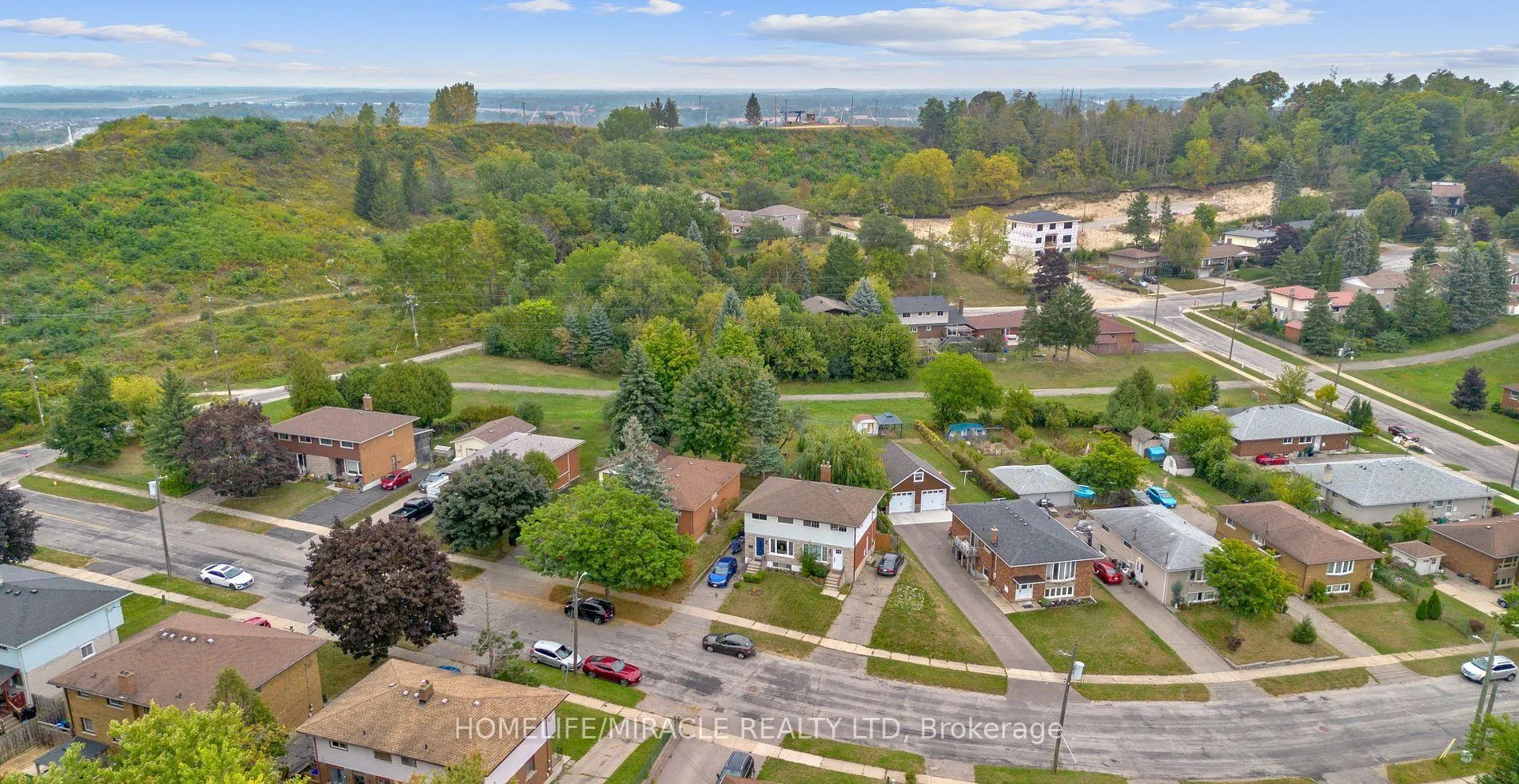 Photo 2 of Unit 206, 283 Fairway Road N, Kitchener, Centreville Chicopee — HOMEH