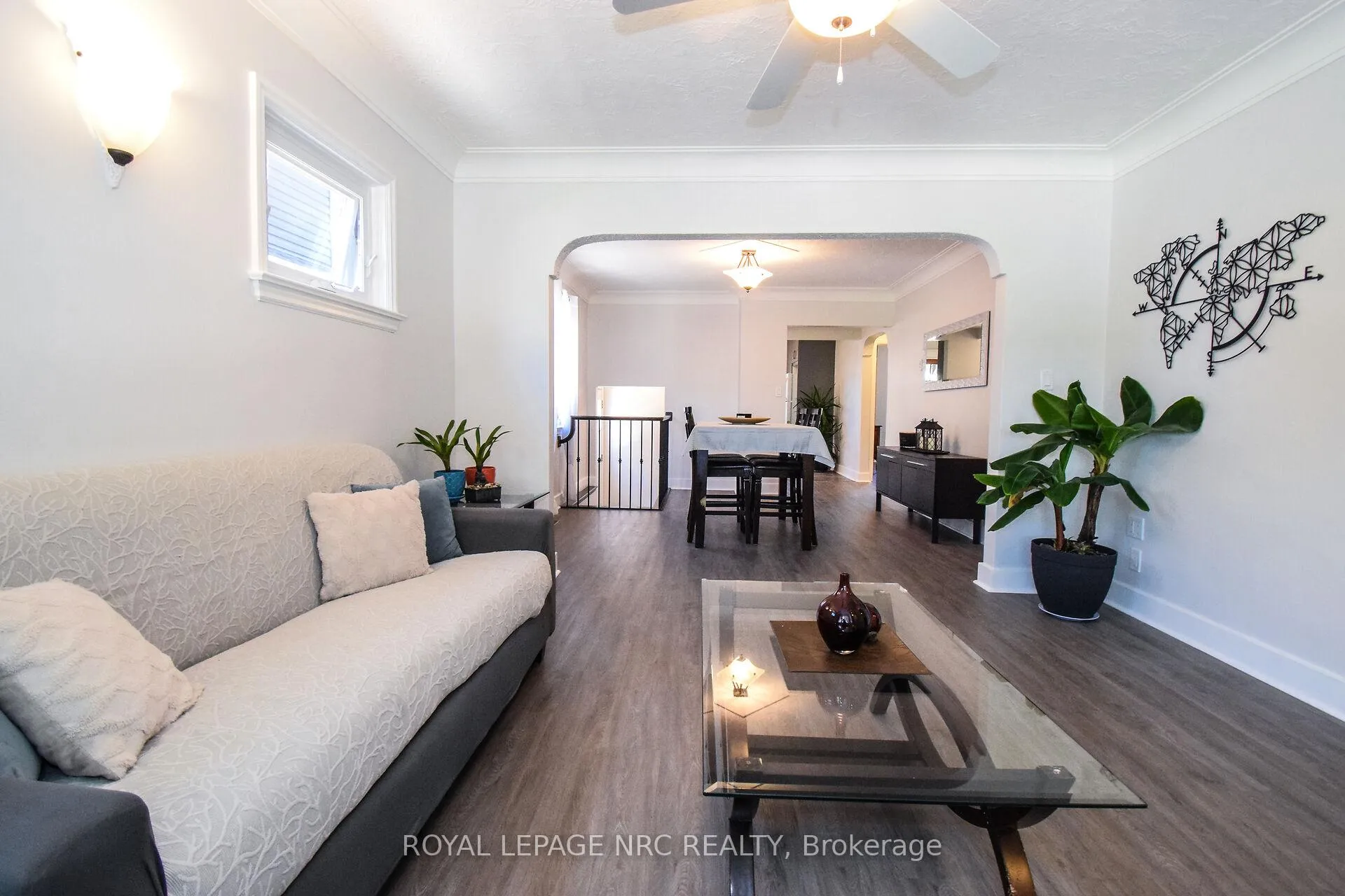 Photo 4 of 3 Kingsway Crescent, St. Catharines, Fairview — HOMEH