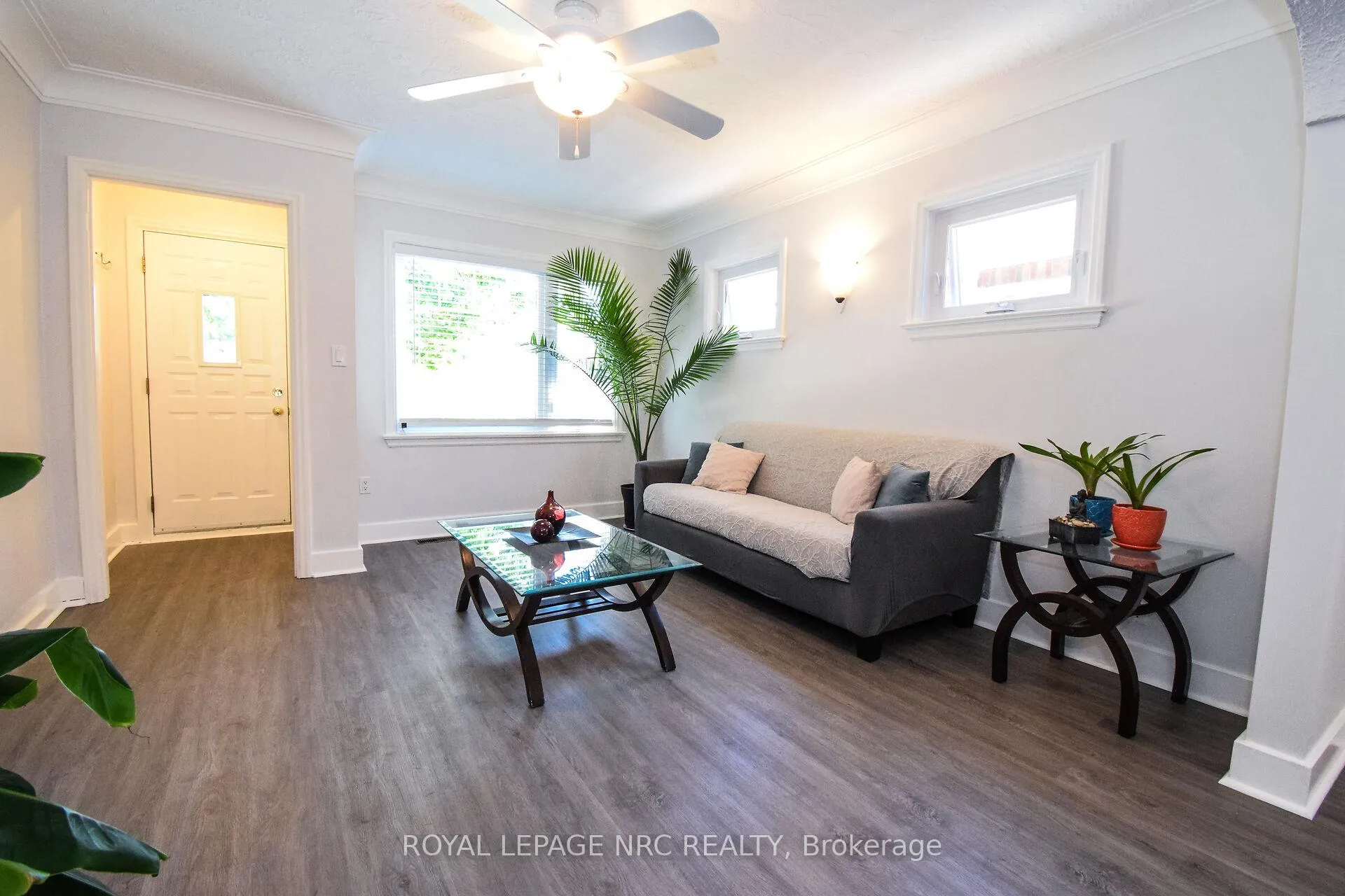 Photo 5 of 3 Kingsway Crescent, St. Catharines, Fairview — HOMEH