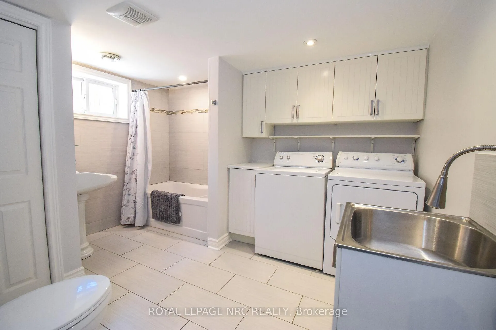 Photo 27 of 3 Kingsway Crescent, St. Catharines, Fairview — HOMEH