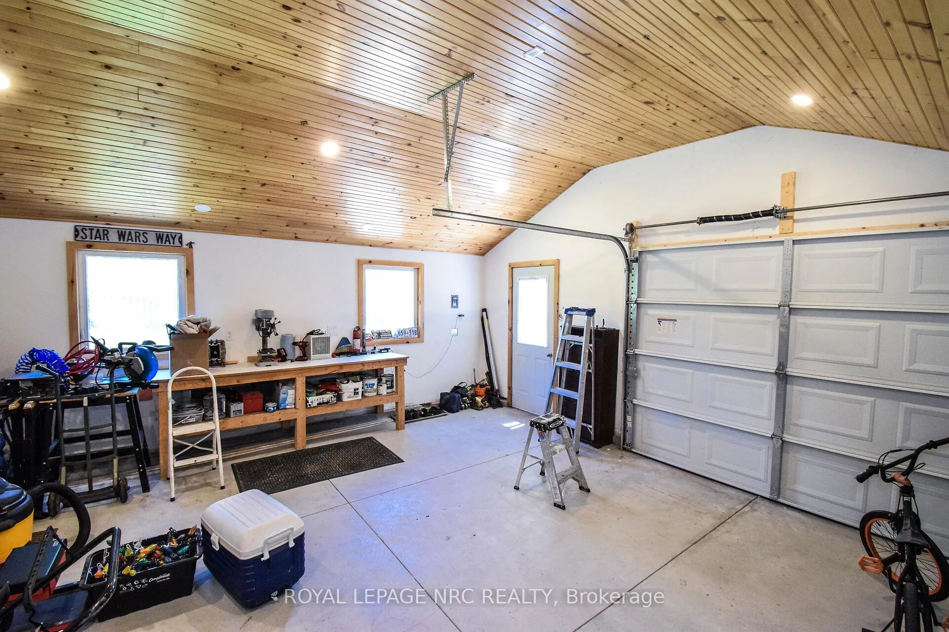 Photo 32 of 3 Kingsway Crescent, St. Catharines, Fairview — HOMEH