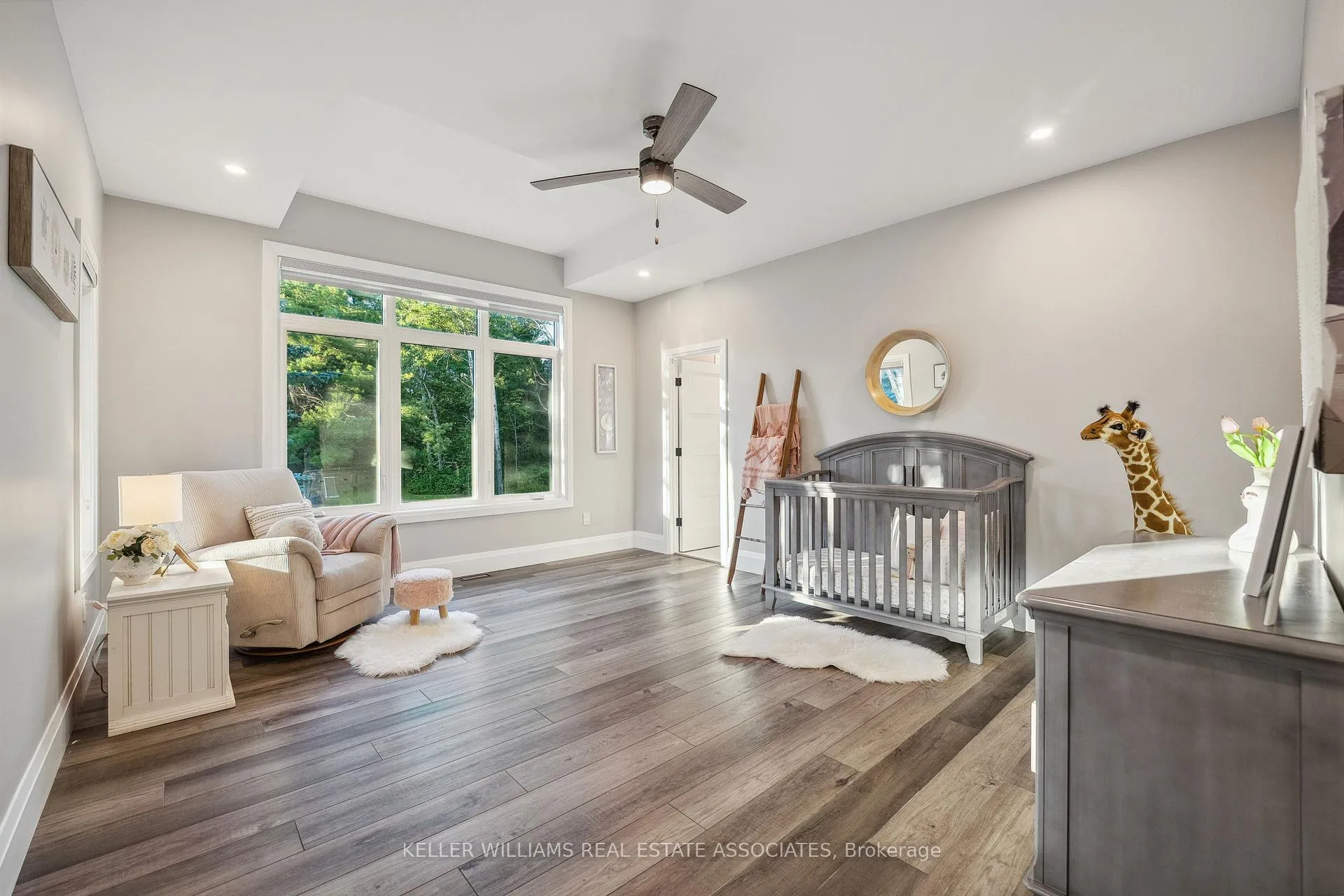 Photo 17 of 102 Concession 11 E, Hamilton, Rural Flamborough — HOMEH