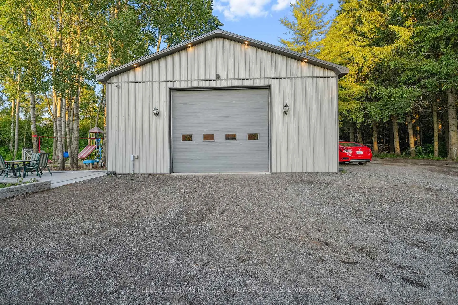 Photo 32 of 102 Concession 11 E, Hamilton, Rural Flamborough — HOMEH