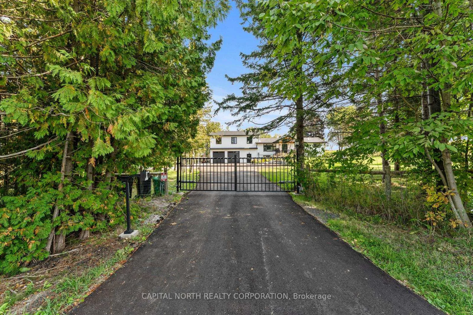 Photo 5 of 19009 St Andrews Road, Caledon, Rural Caledon — HOMEH