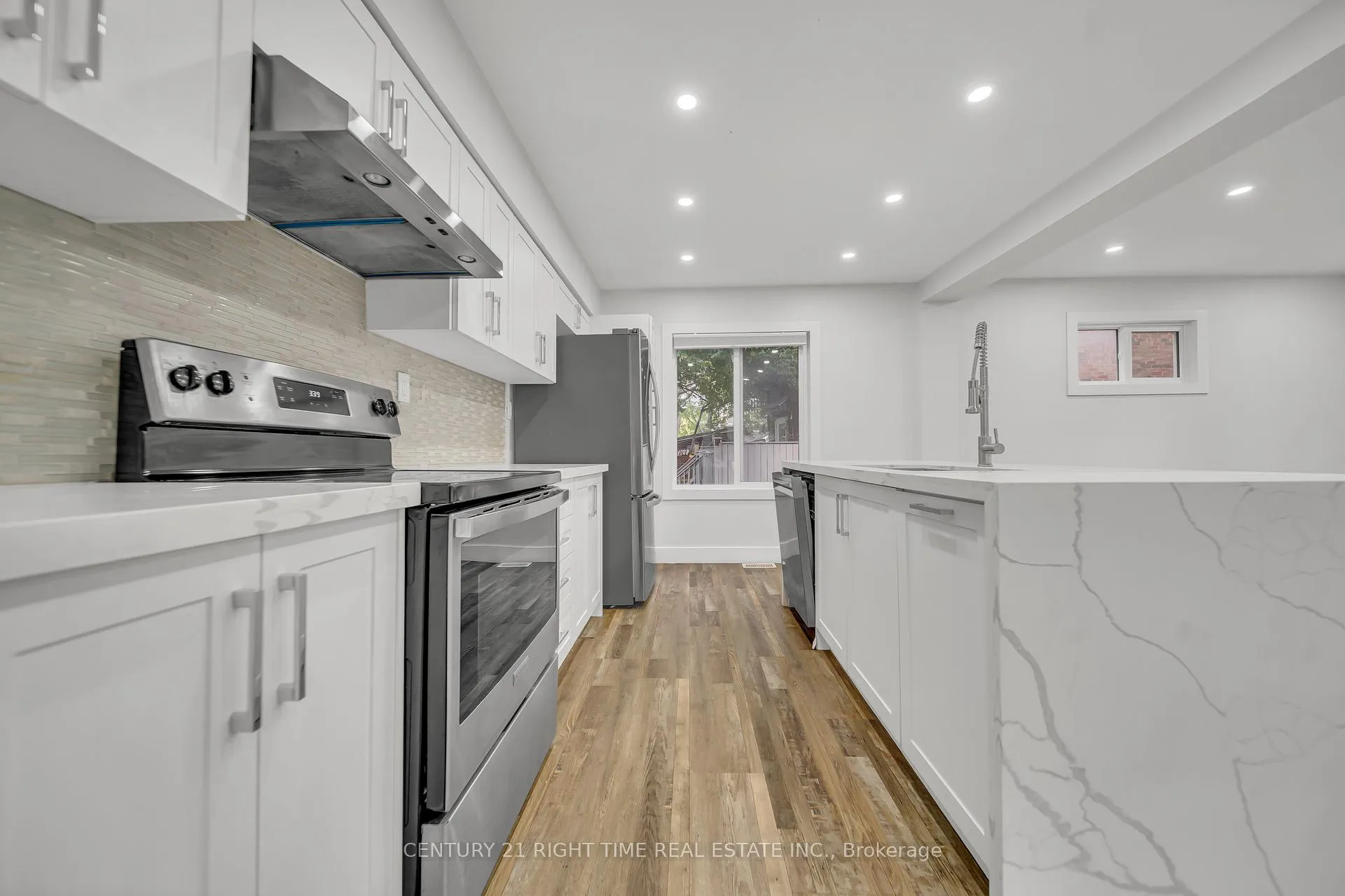 Photo 9 of 324 Victoria Street S, Kitchener — HOMEH