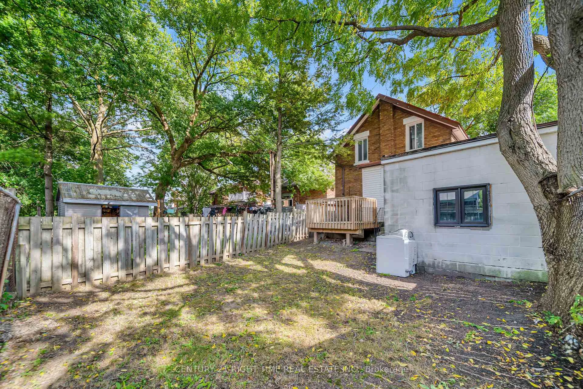 Photo 33 of 324 Victoria Street S, Kitchener — HOMEH