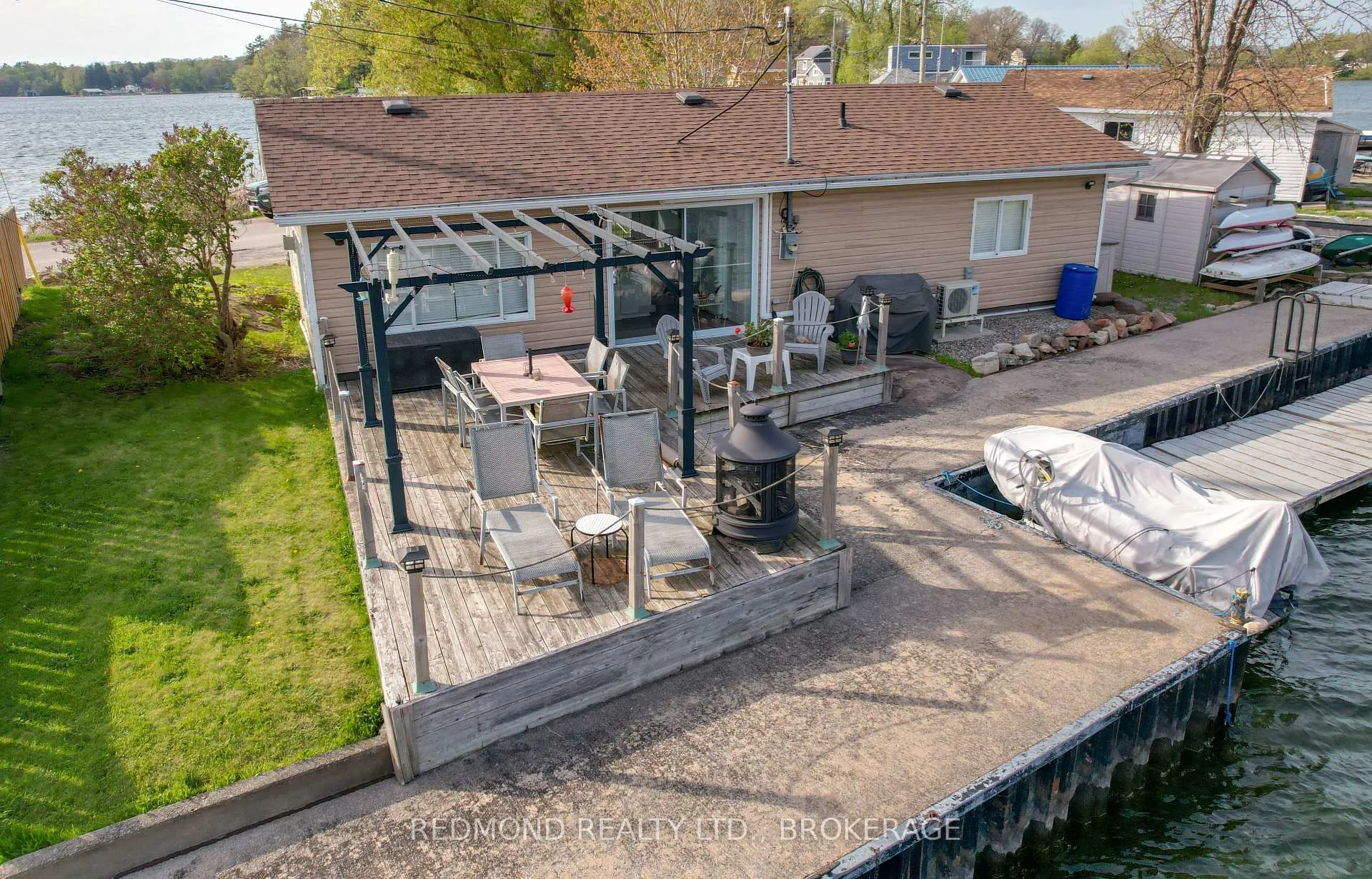 Photo 6 of 396 Howe Island Ferry Road S, Gananoque — HOMEH