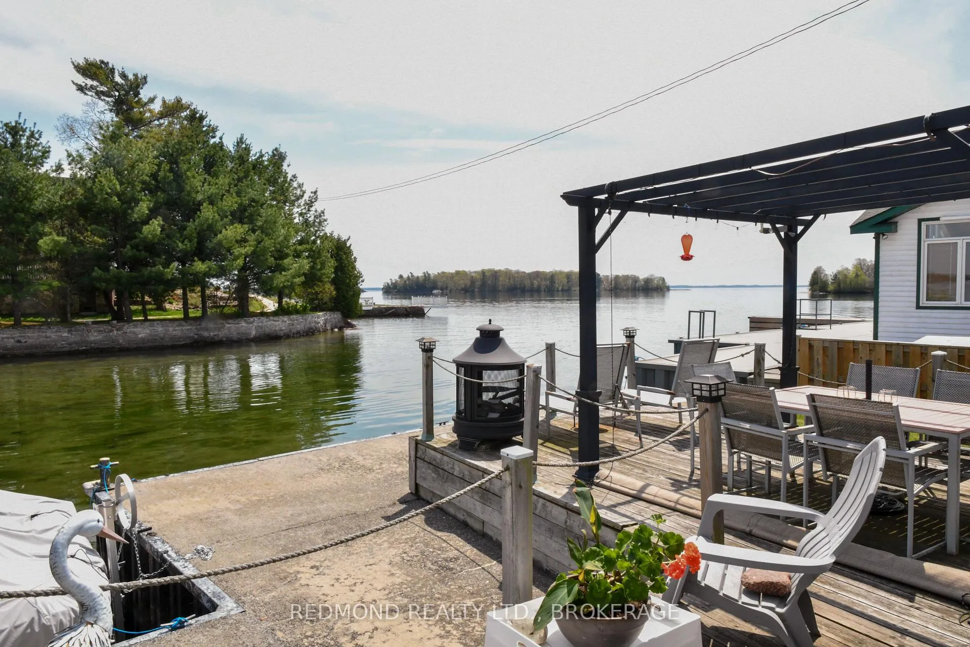 Photo 32 of 396 Howe Island Ferry Road S, Gananoque — HOMEH