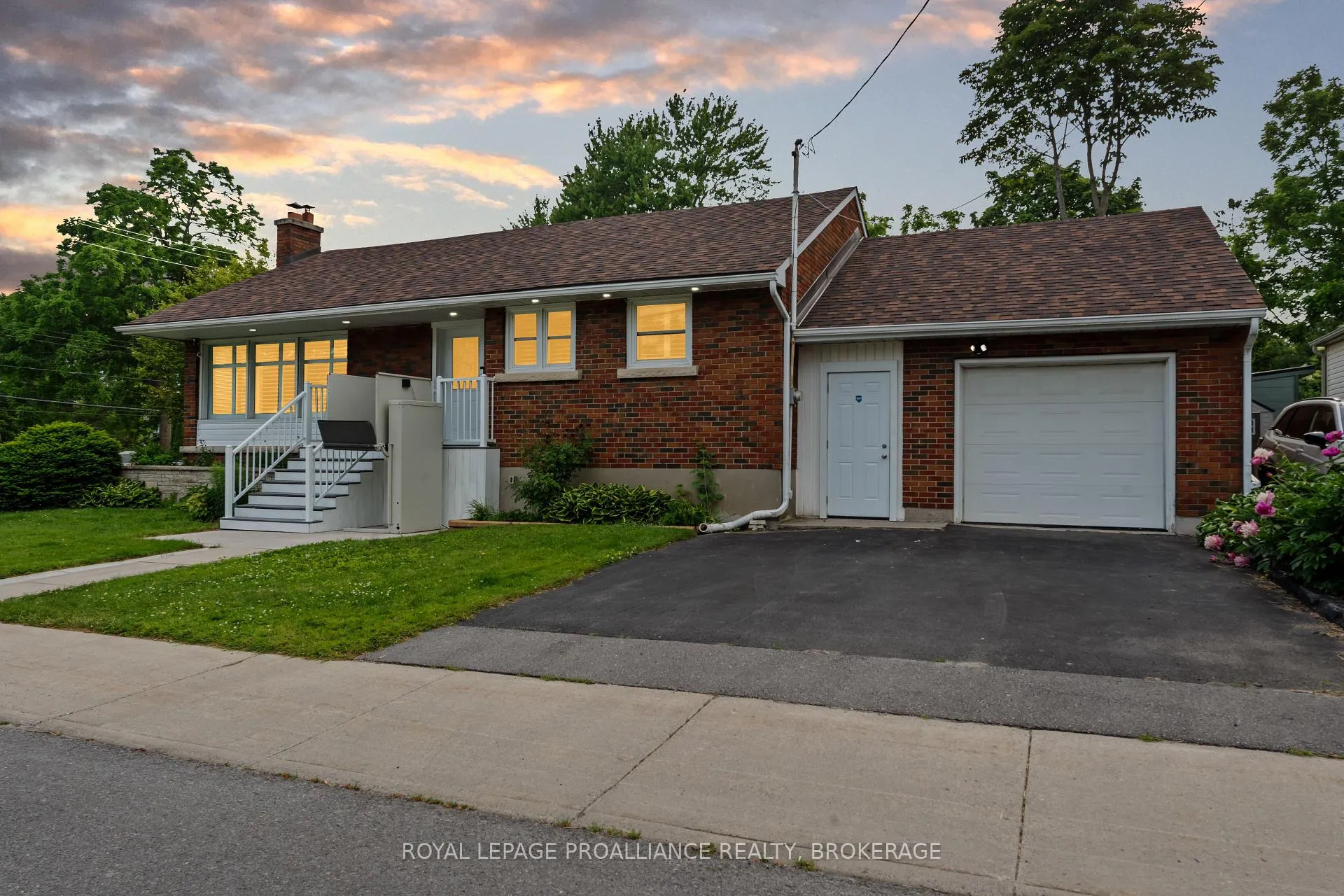 Photo 1 of 48 Ellerbeck Street, Kingston, Central City East — HOMEH