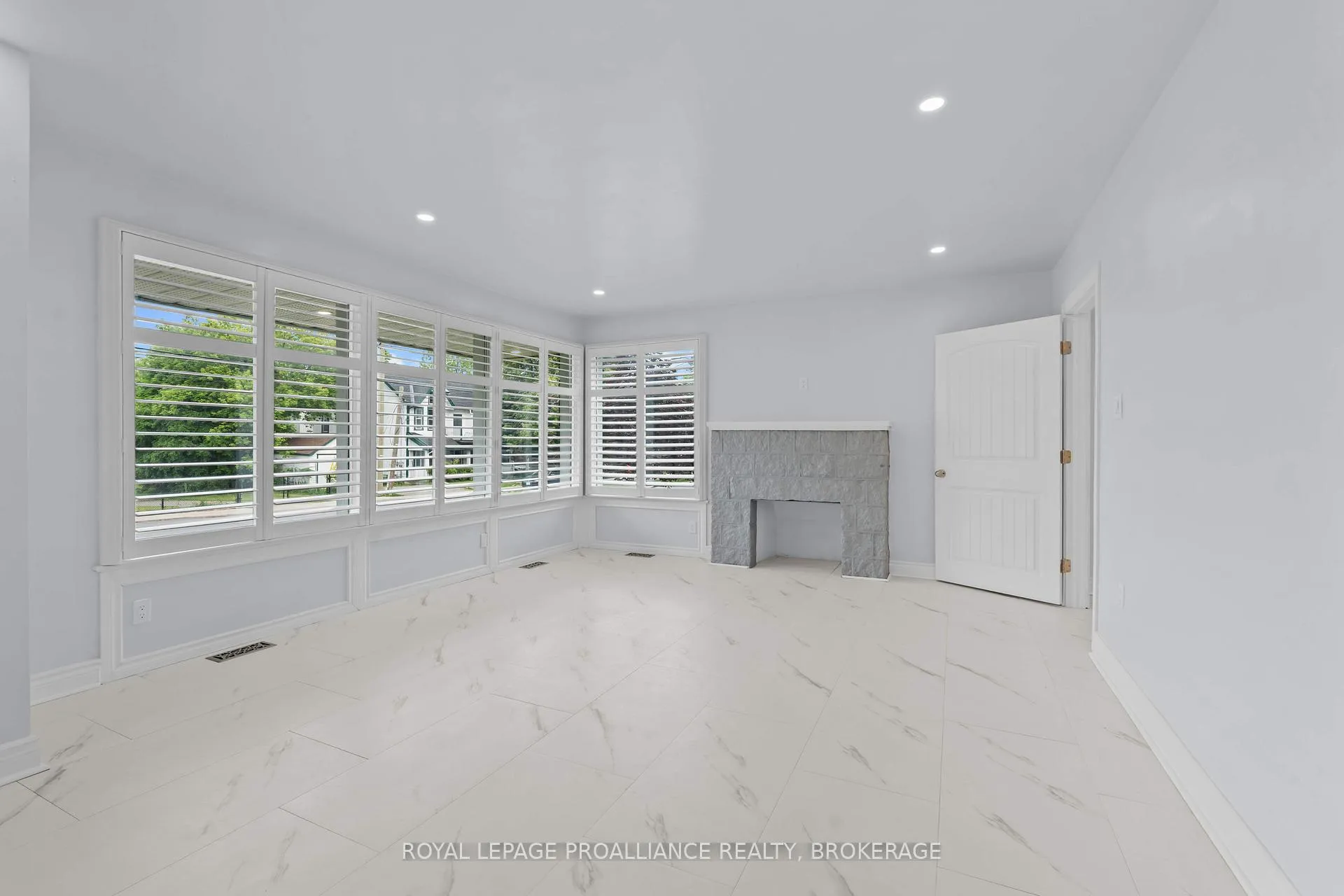 Photo 7 of 48 Ellerbeck Street, Kingston, Central City East — HOMEH