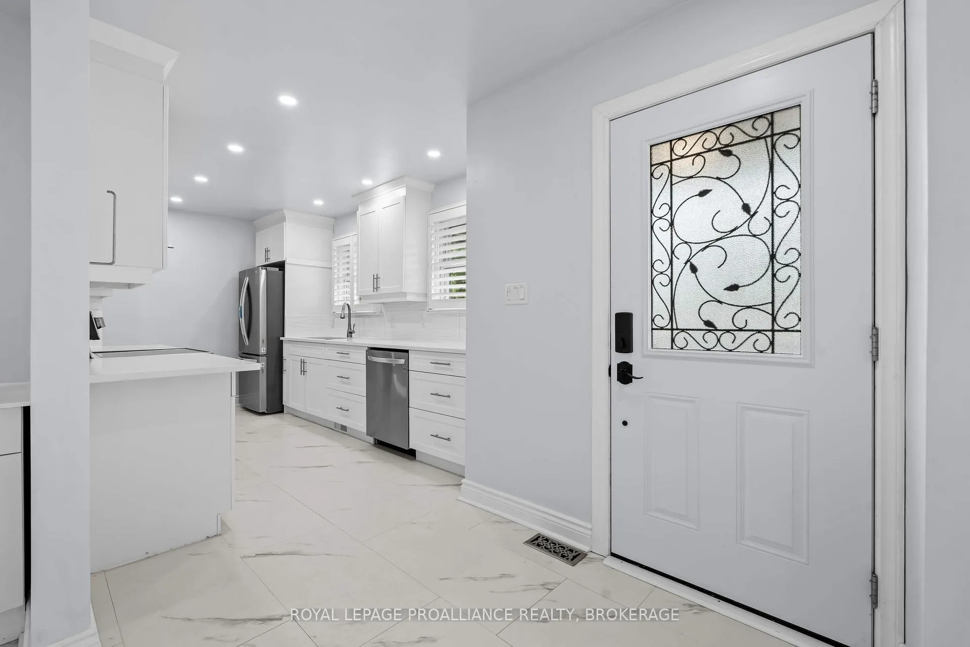 Photo 9 of 48 Ellerbeck Street, Kingston, Central City East — HOMEH