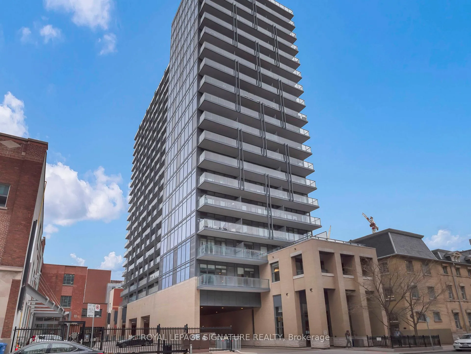 Front of Unit 410, 105 George Street