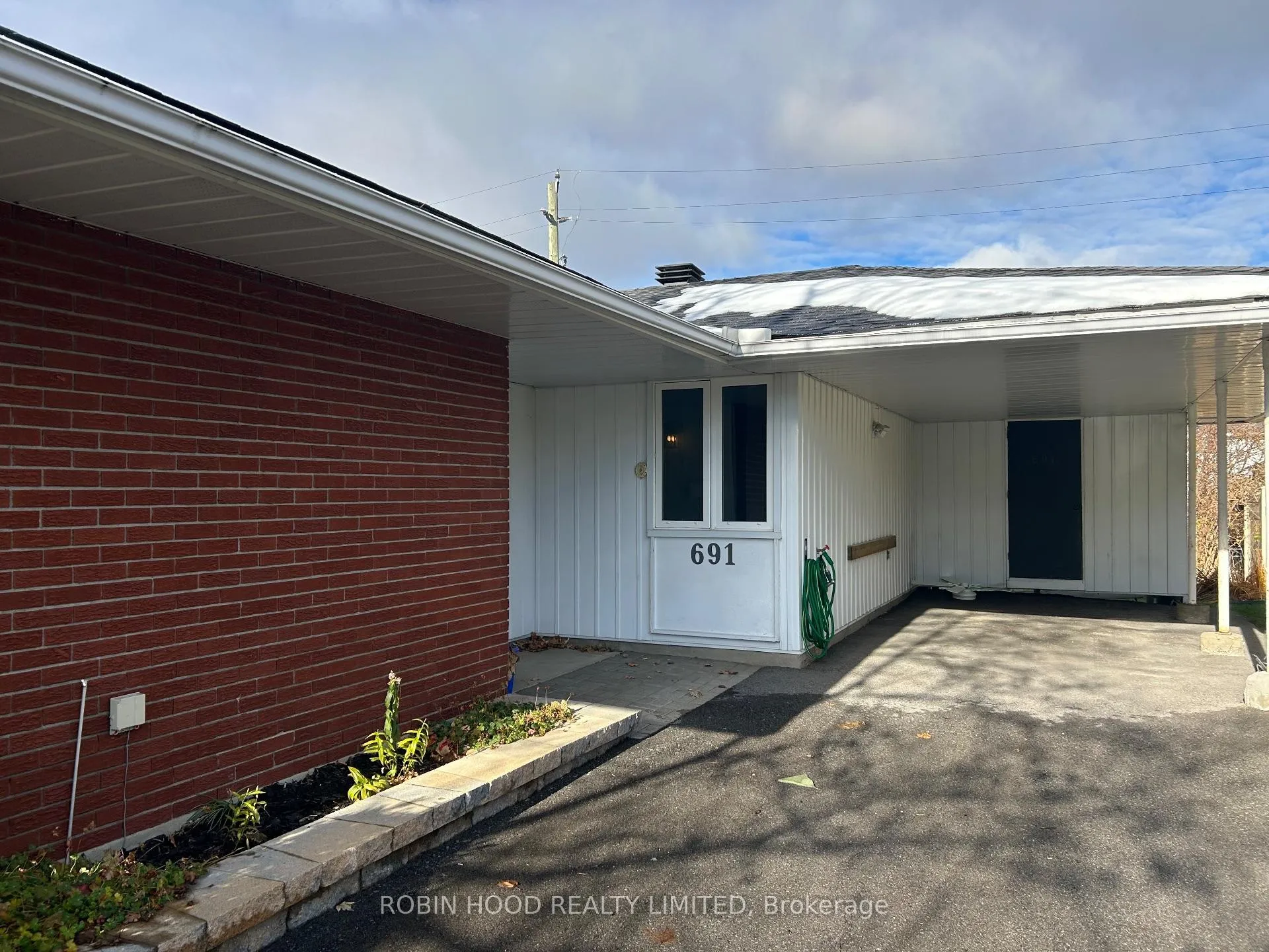 Photo 1 of 691 Fielding Drive, Ottawa, Riverside Park South — HOMEH