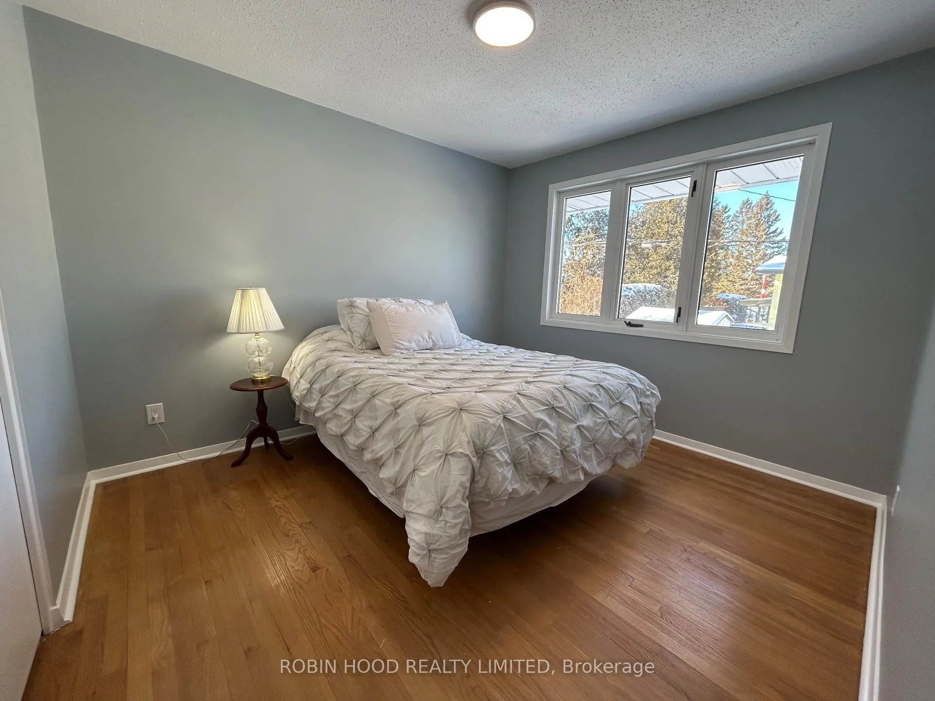 Photo 6 of 691 Fielding Drive, Ottawa, Riverside Park South — HOMEH