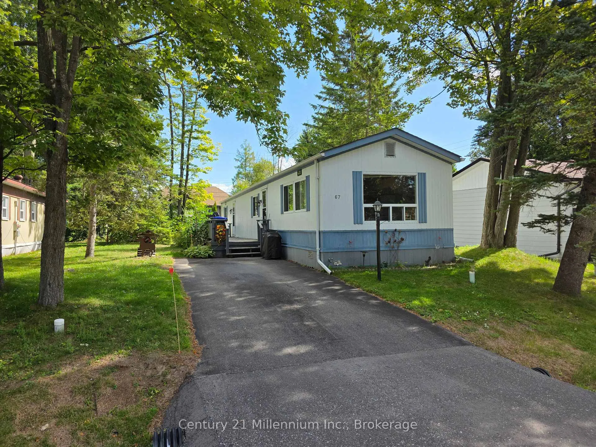 Photo 2 of 67 Georgian Glen Drive, Wasaga Beach — HOMEH