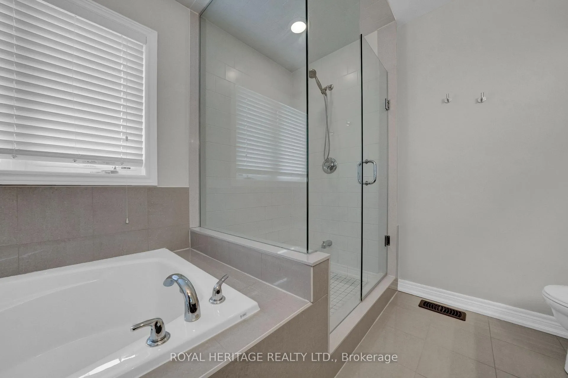 Photo 29 of 2125 Rudell Road, Clarington, Newcastle — HOMEH