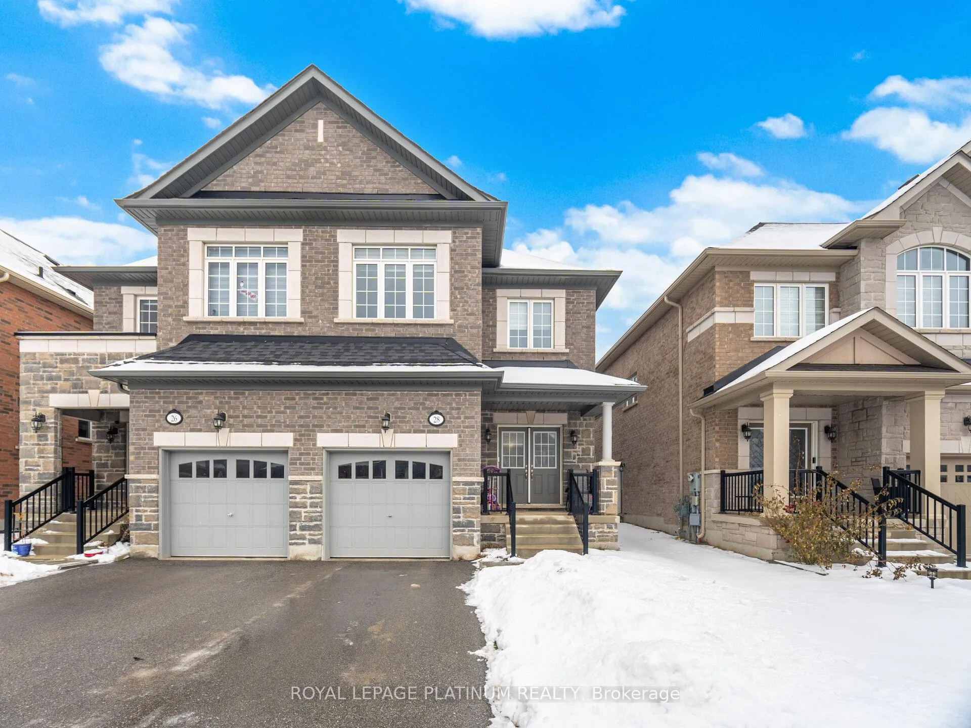 Photo 2 of 28 Overstone Road, Halton Hills, Georgetown — HOMEH
