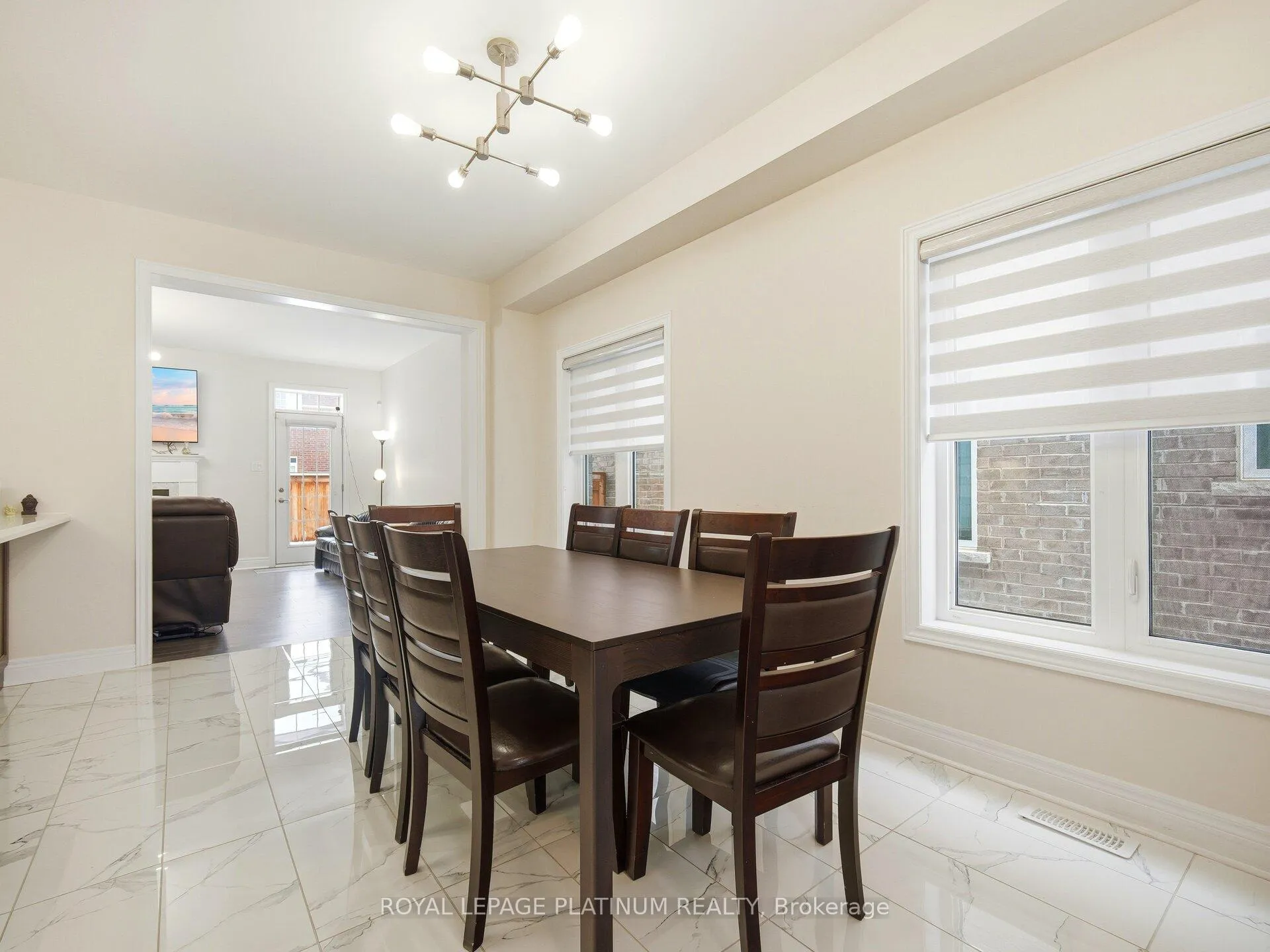 Photo 8 of 28 Overstone Road, Halton Hills, Georgetown — HOMEH