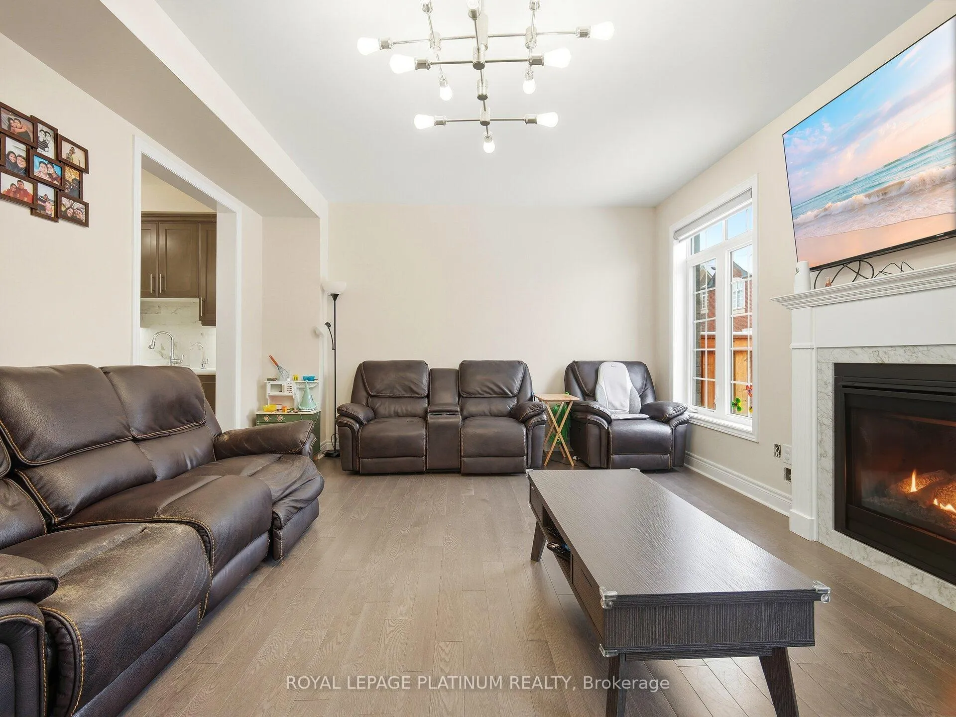 Photo 17 of 28 Overstone Road, Halton Hills, Georgetown — HOMEH