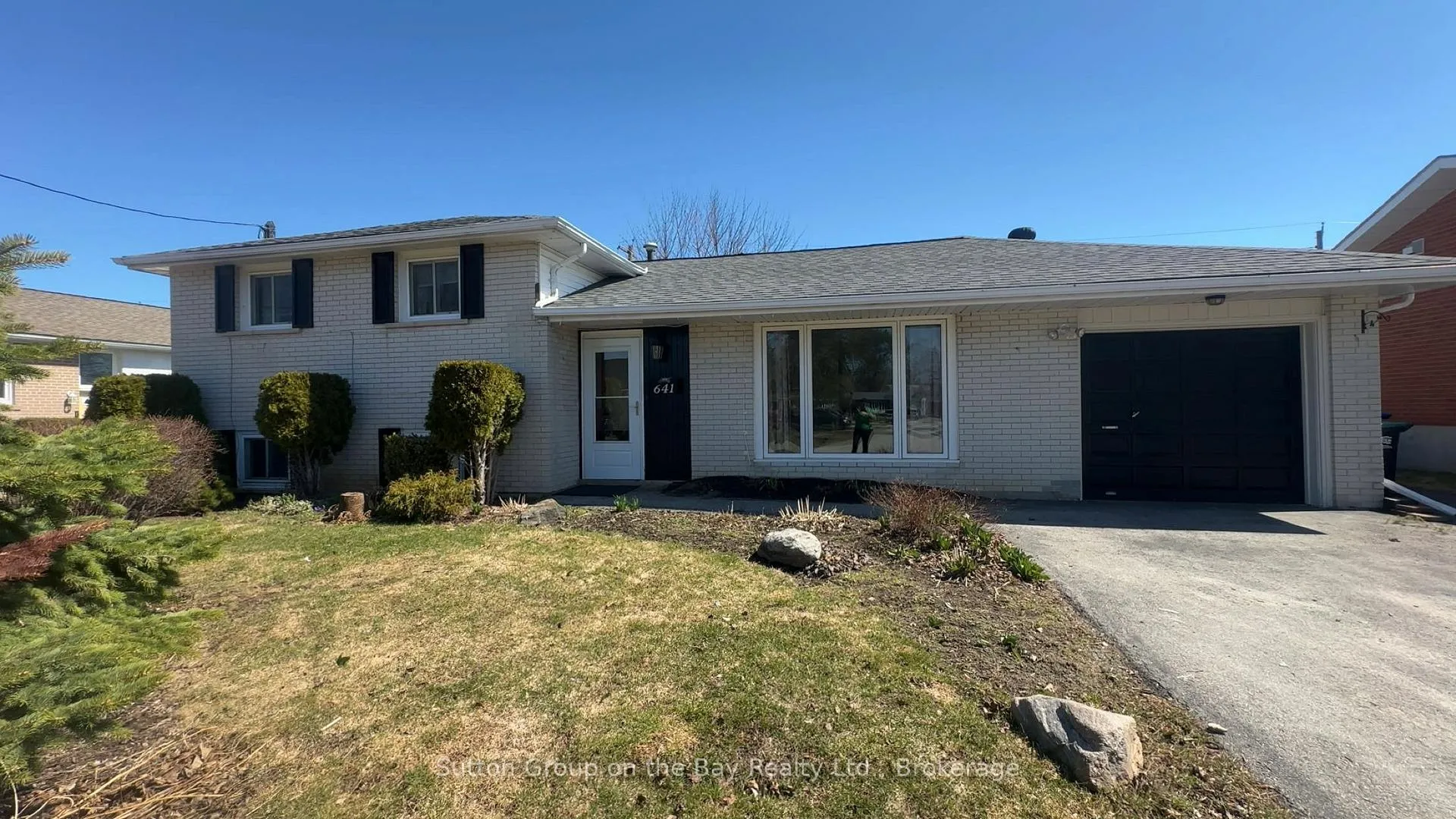 Photo 1 of 641 Oak Street, Collingwood — HOMEH