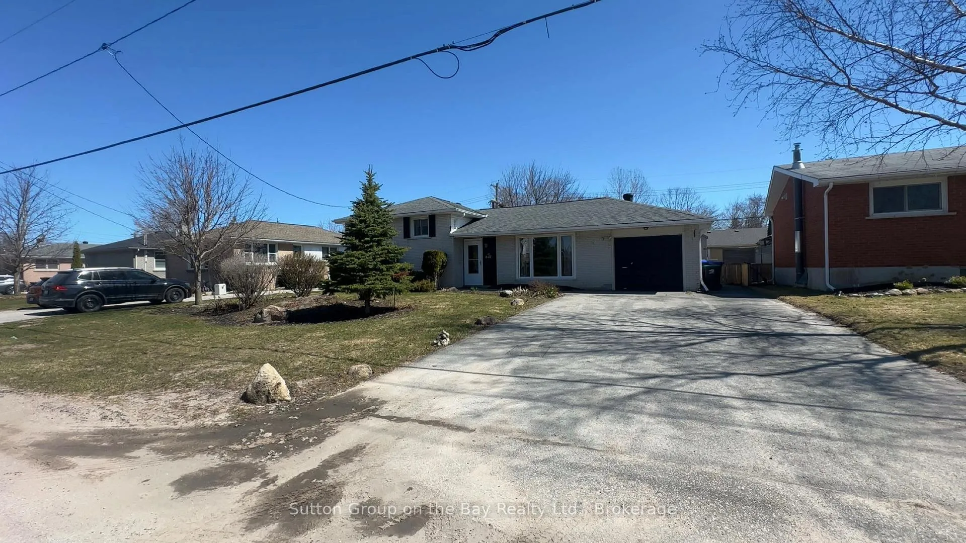 Photo 3 of 641 Oak Street, Collingwood — HOMEH