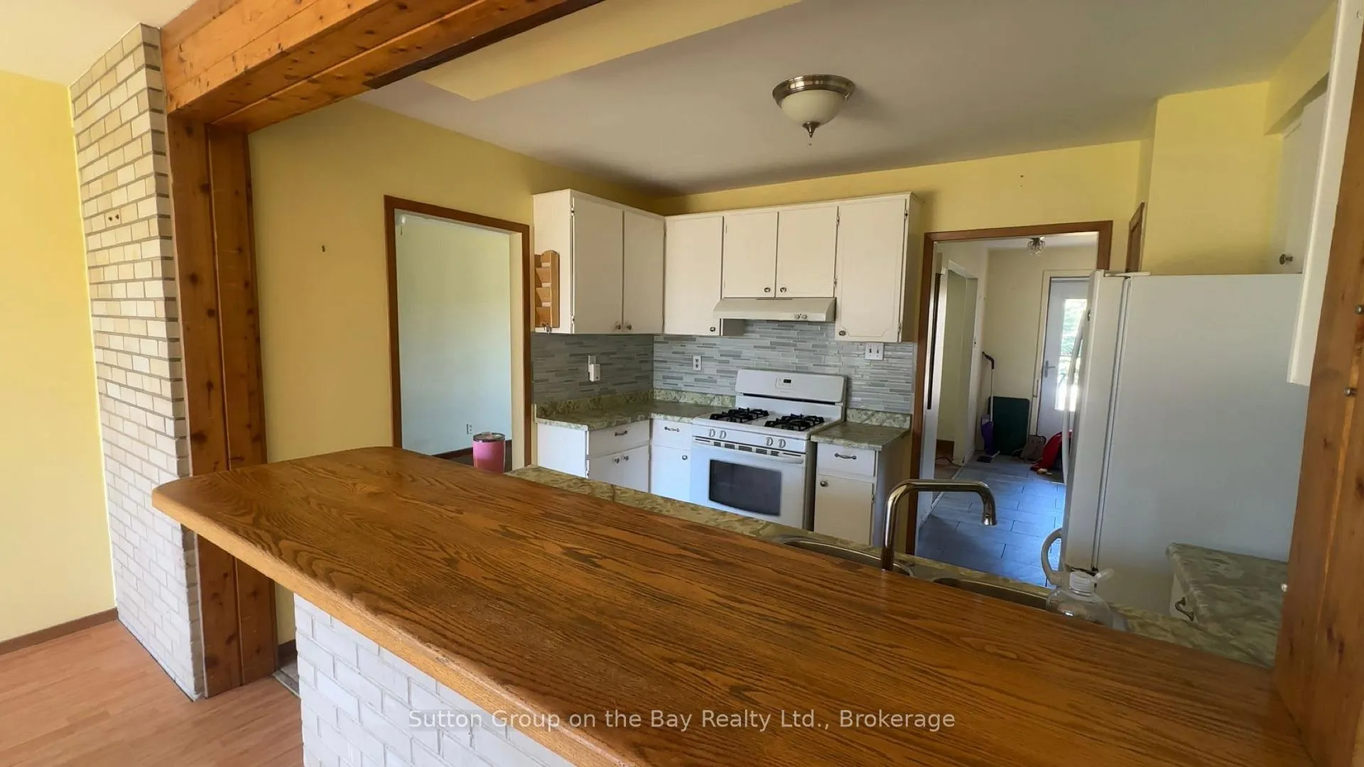 Photo 7 of 641 Oak Street, Collingwood — HOMEH