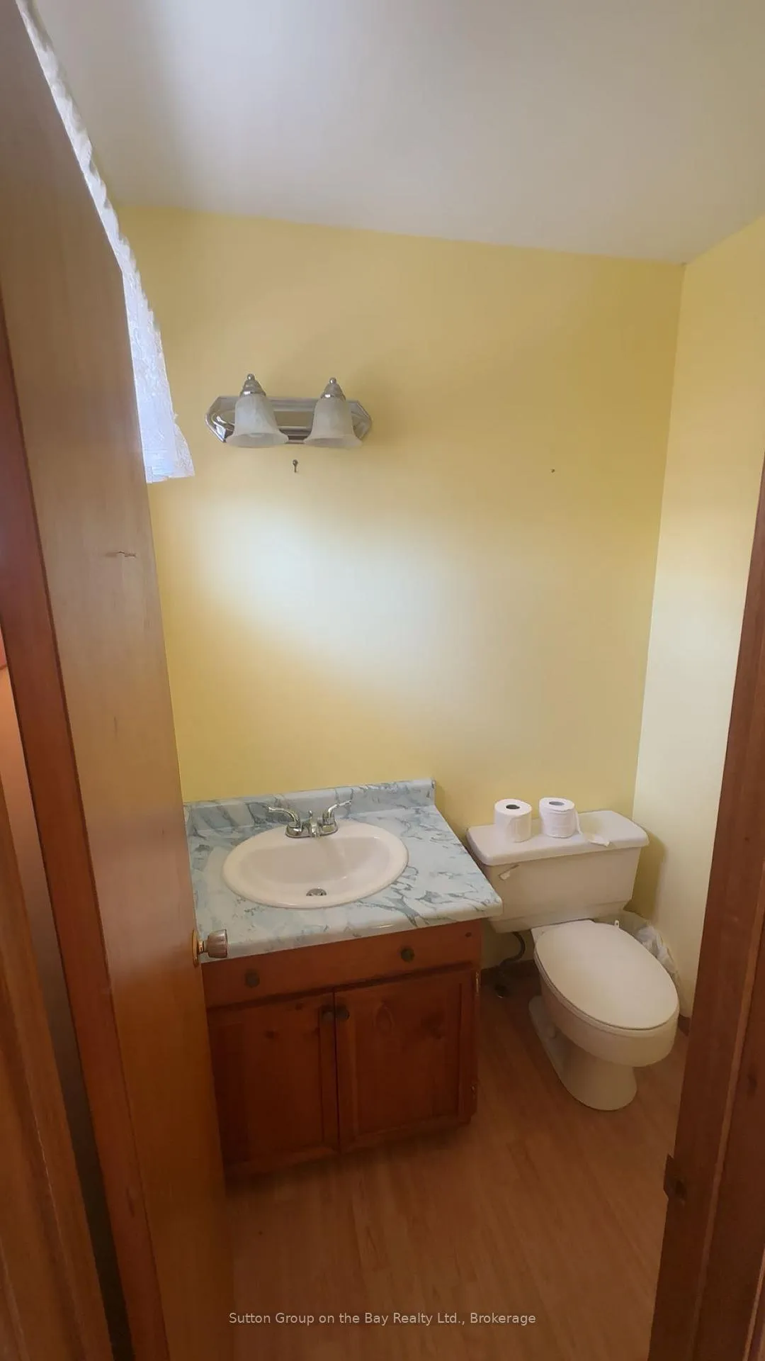 Photo 12 of 641 Oak Street, Collingwood — HOMEH