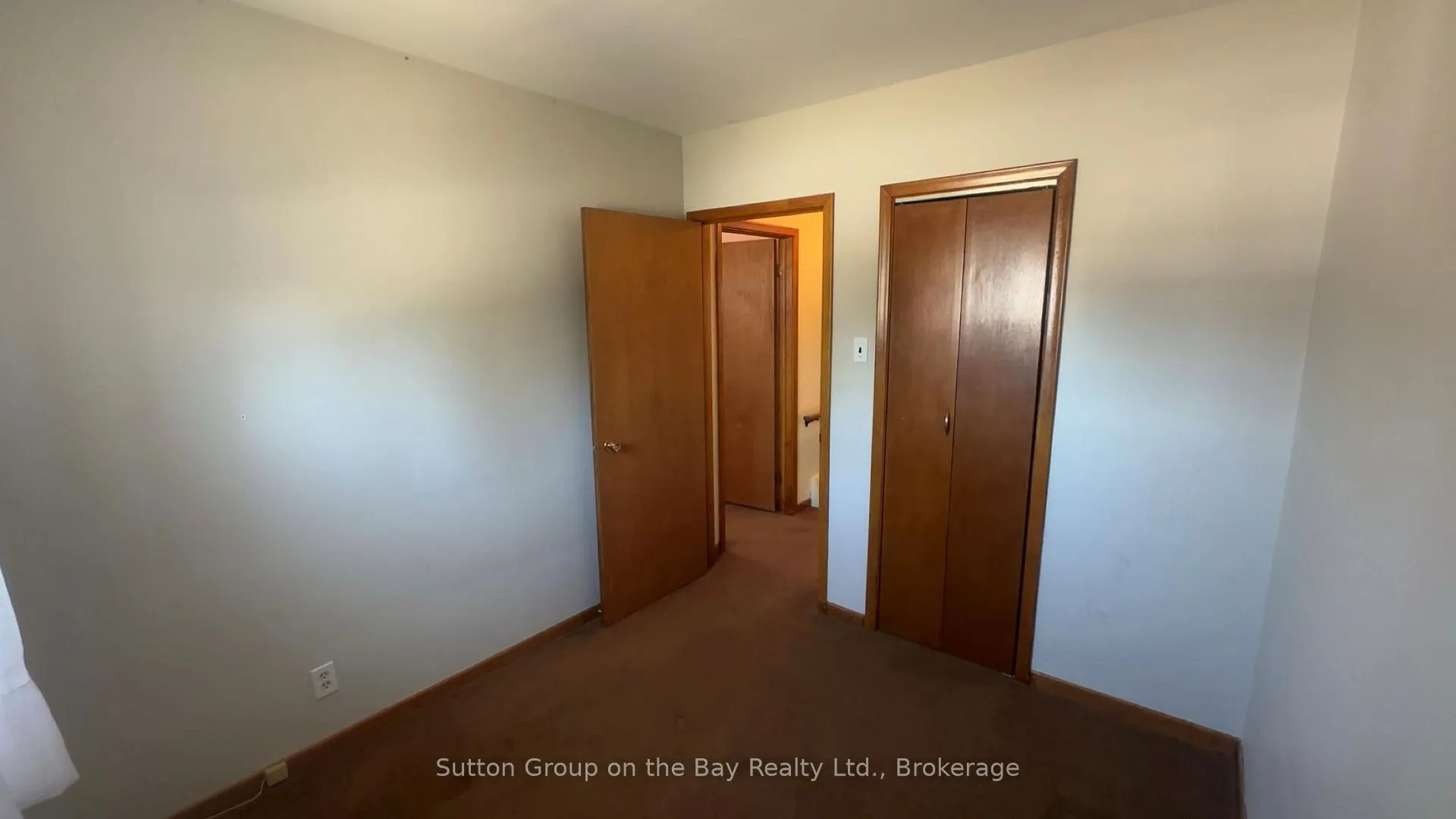 Photo 16 of 641 Oak Street, Collingwood — HOMEH