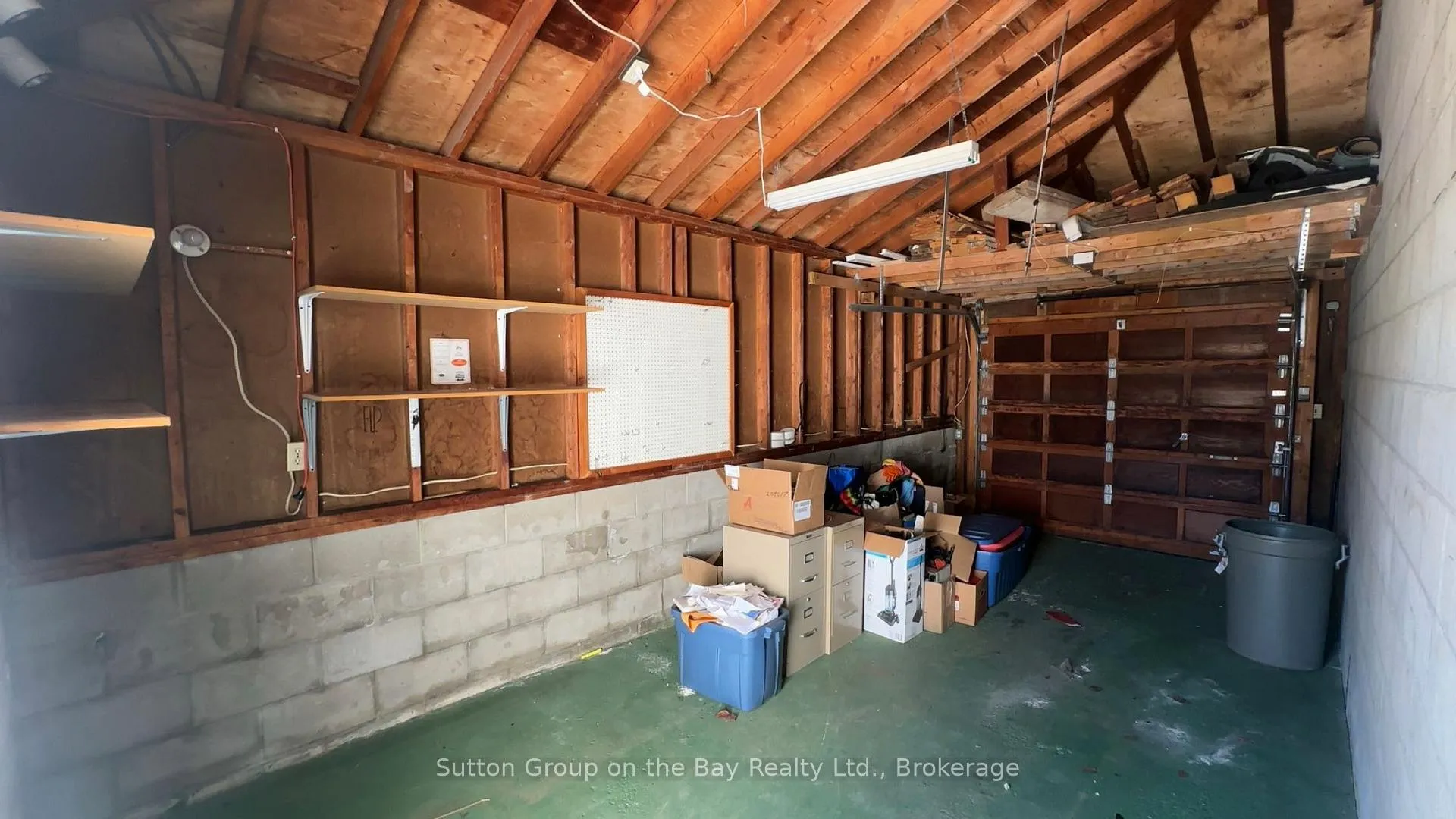 Photo 32 of 641 Oak Street, Collingwood — HOMEH