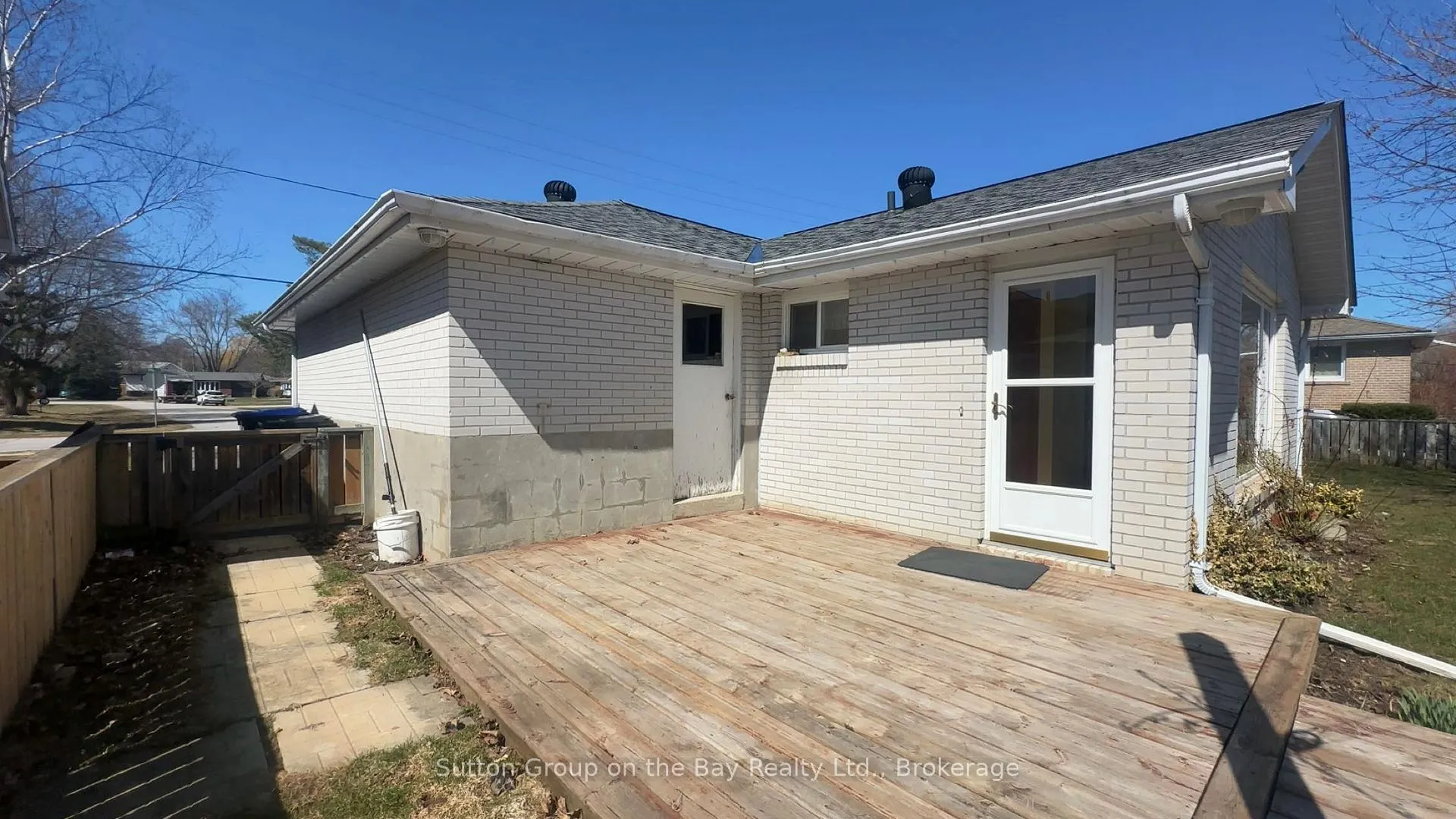 Photo 35 of 641 Oak Street, Collingwood — HOMEH