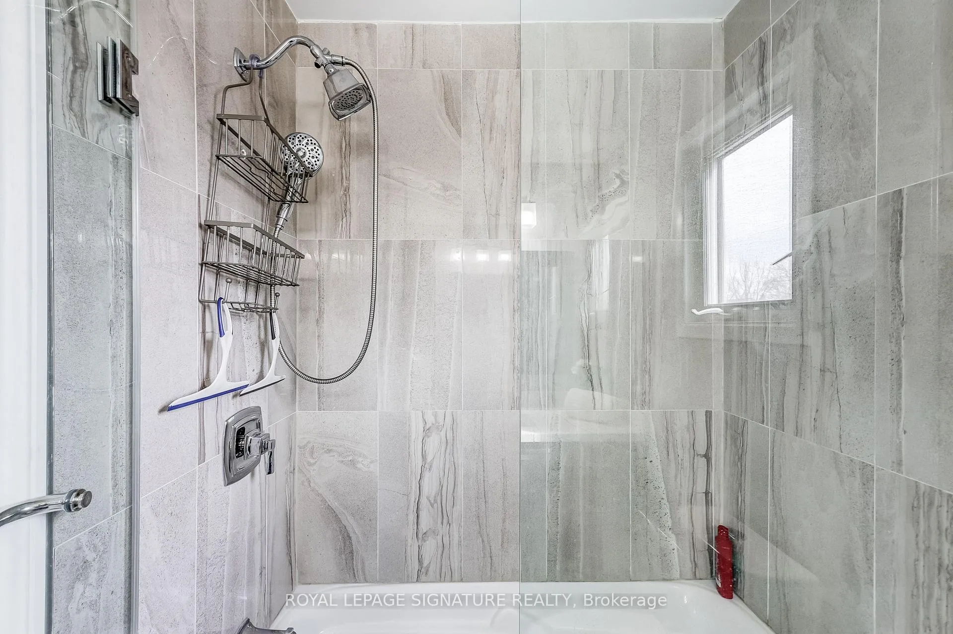 Photo 19 of 1773 Meadowview Avenue, Pickering, Amberlea — HOMEH