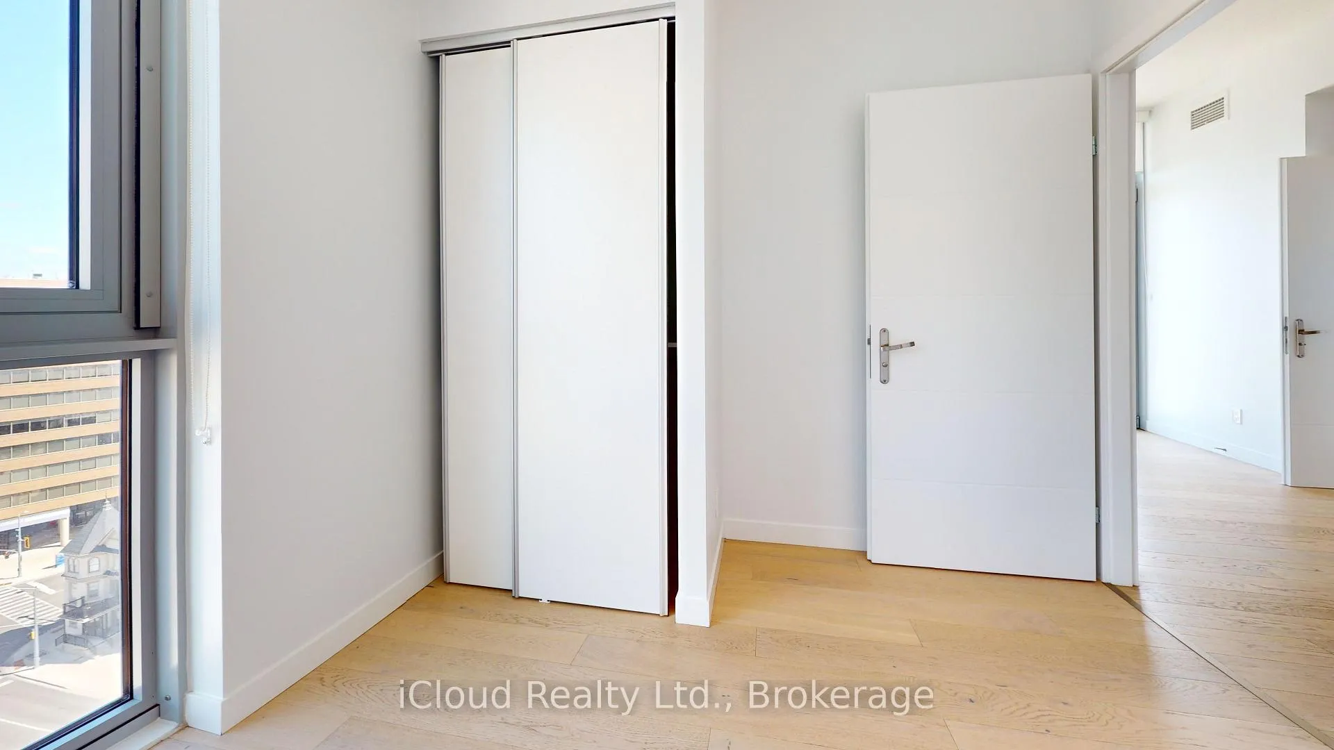 Photo 13 of Unit 1302, 60 Frederick Street, Kitchener, City Commercial Core — HOMEH