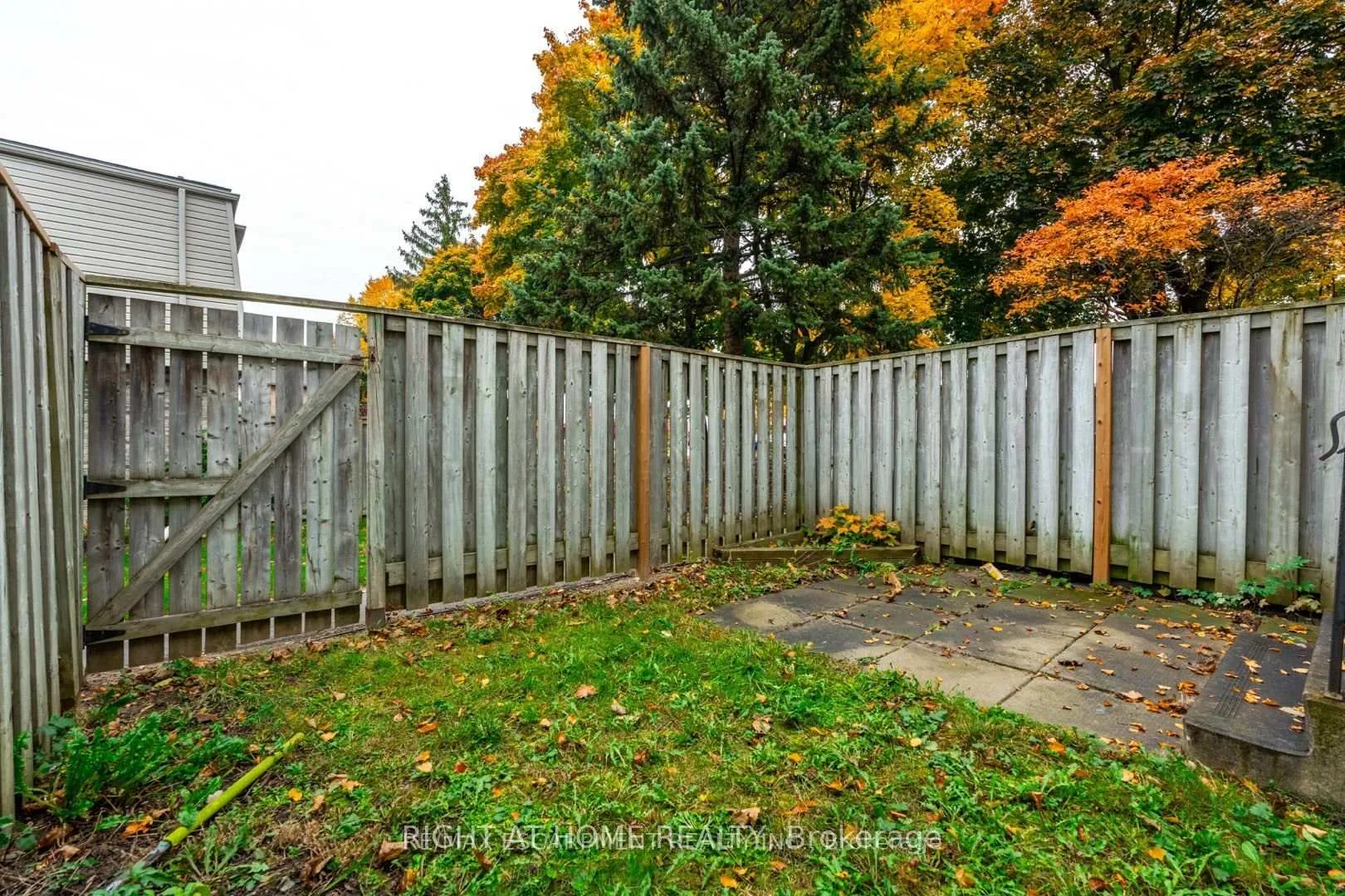 Photo 12 of Unit 46, 33 Rochelle Avenue, Hamilton, Quinndale — HOMEH