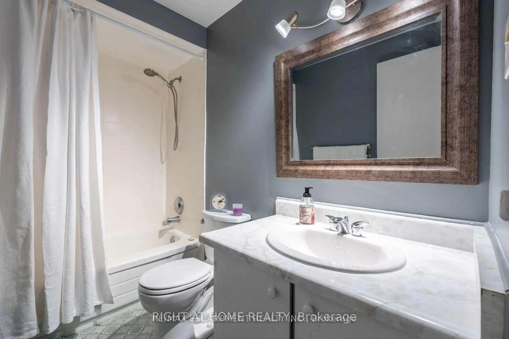 Photo 15 of Unit 46, 33 Rochelle Avenue, Hamilton, Quinndale — HOMEH