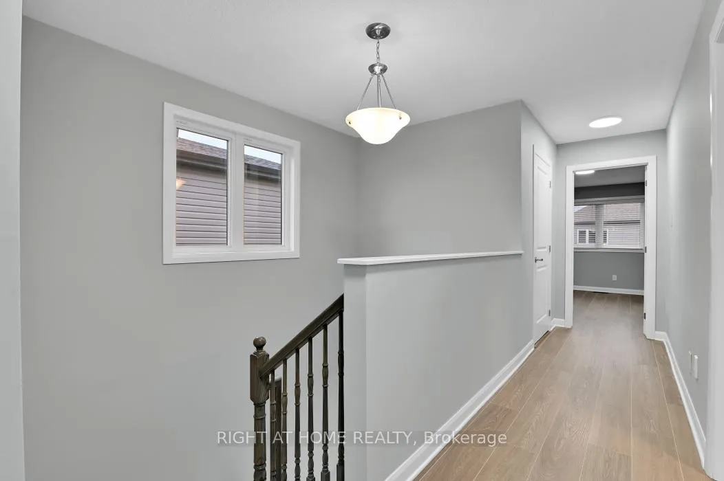 Photo 12 of 561 Decoeur Drive, Ottawa, Avalon West — HOMEH