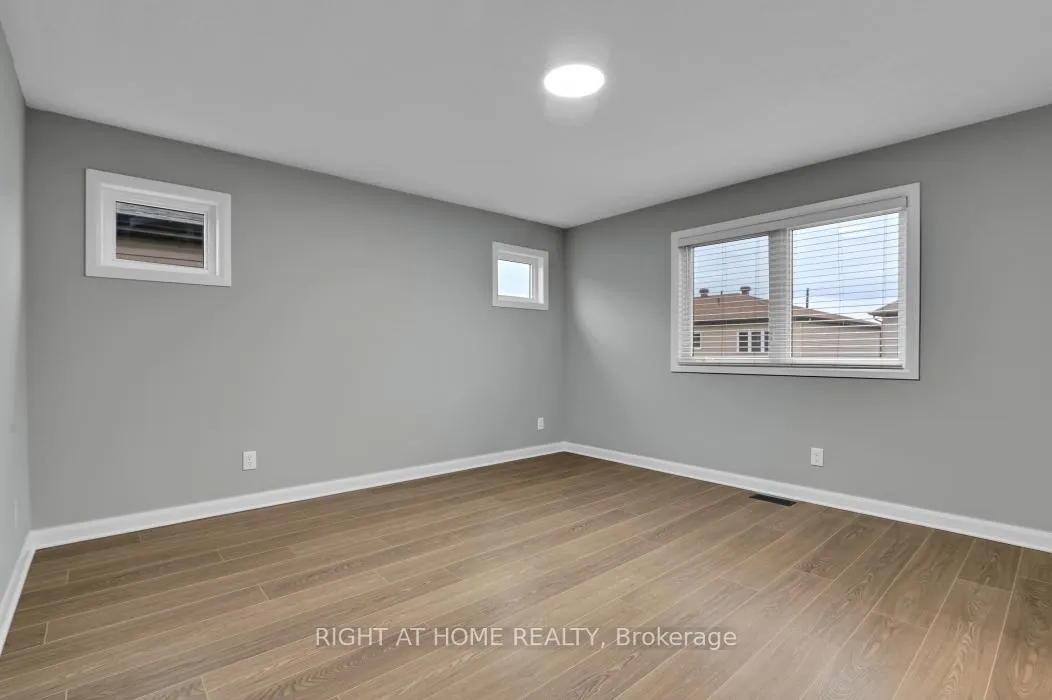 Photo 13 of 561 Decoeur Drive, Ottawa, Avalon West — HOMEH