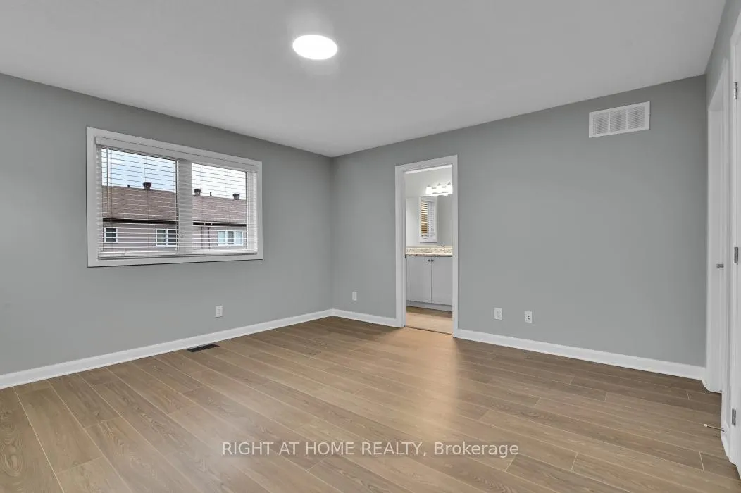 Photo 14 of 561 Decoeur Drive, Ottawa, Avalon West — HOMEH