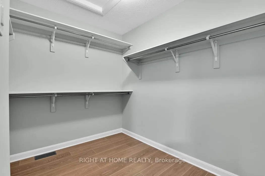 Photo 15 of 561 Decoeur Drive, Ottawa, Avalon West — HOMEH