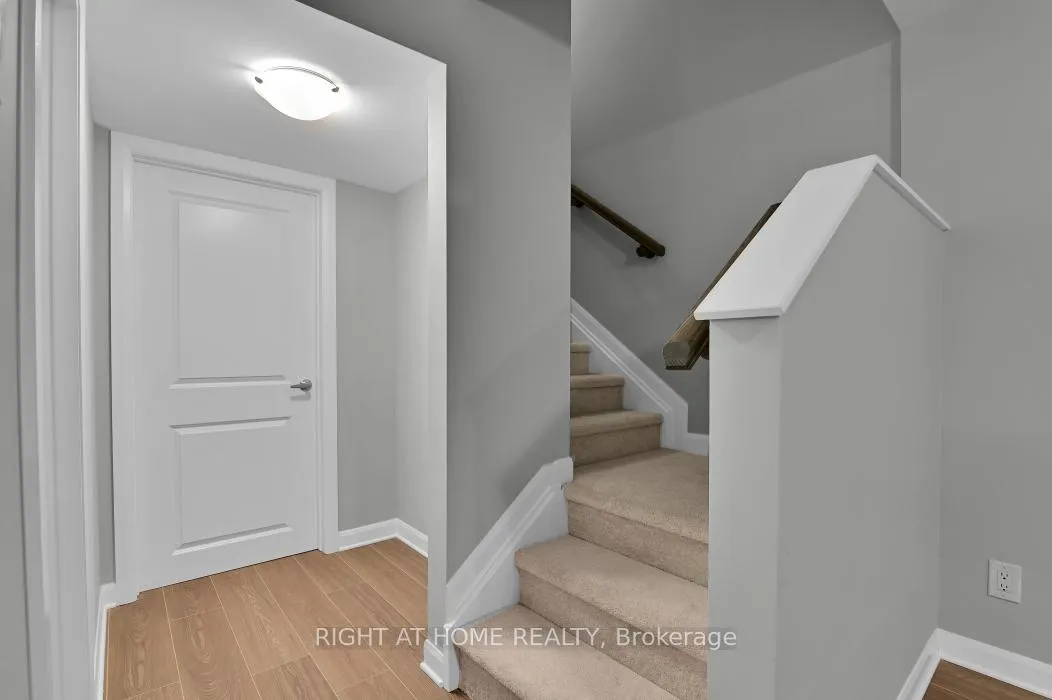 Photo 23 of 561 Decoeur Drive, Ottawa, Avalon West — HOMEH