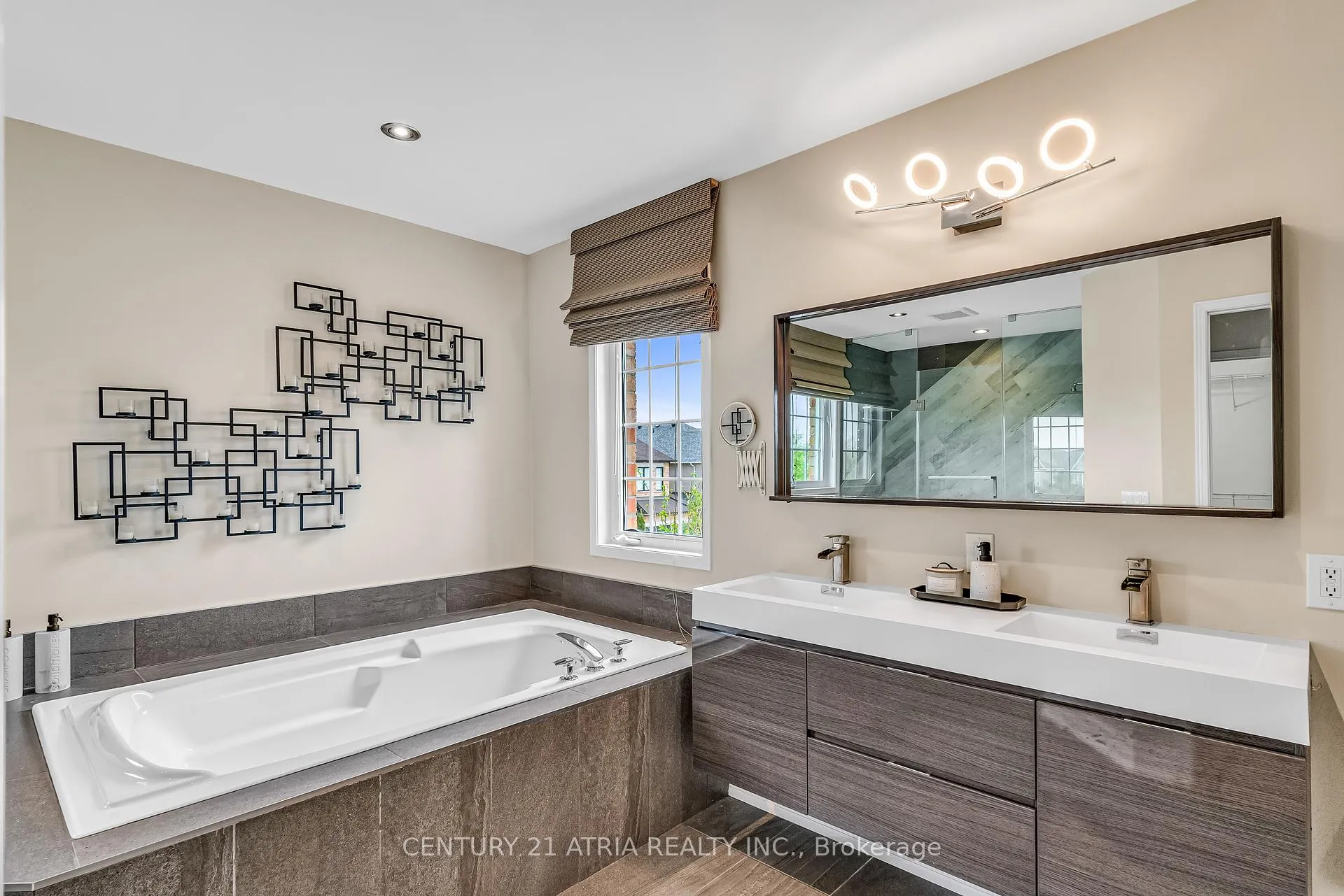 Photo 22 of 149 Russell Jarvis Drive, Markham, Legacy — HOMEH