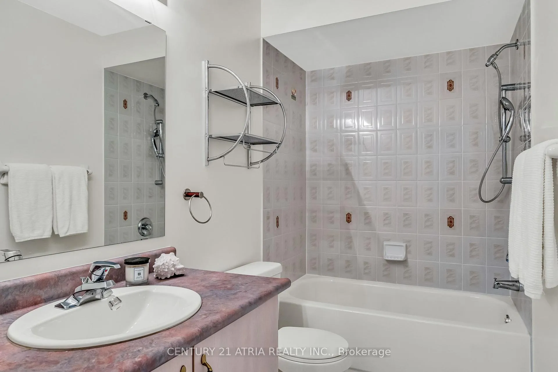 Photo 27 of 149 Russell Jarvis Drive, Markham, Legacy — HOMEH