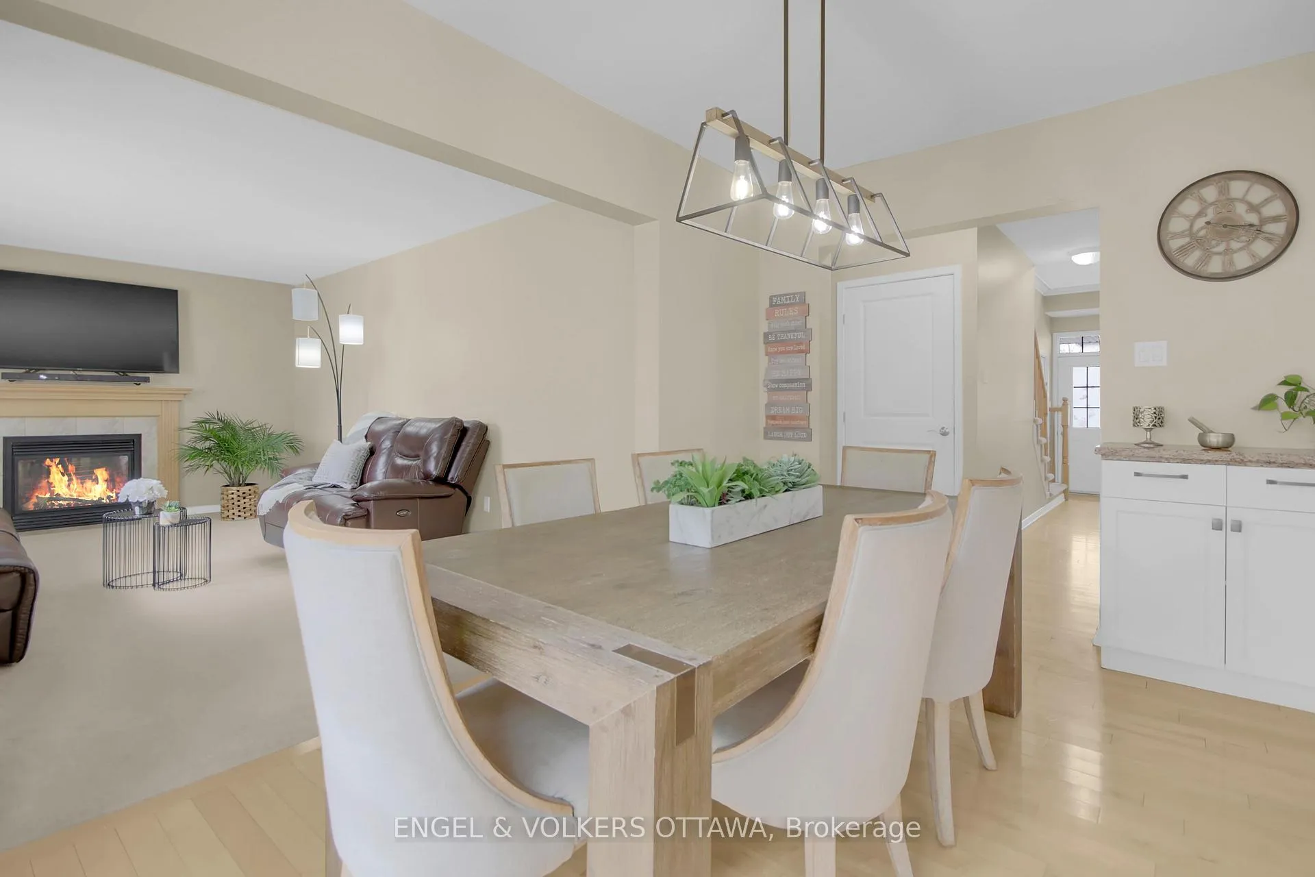 Photo 12 of 153 Arrowwood Drive, Ottawa, Stittsville (South) — HOMEH